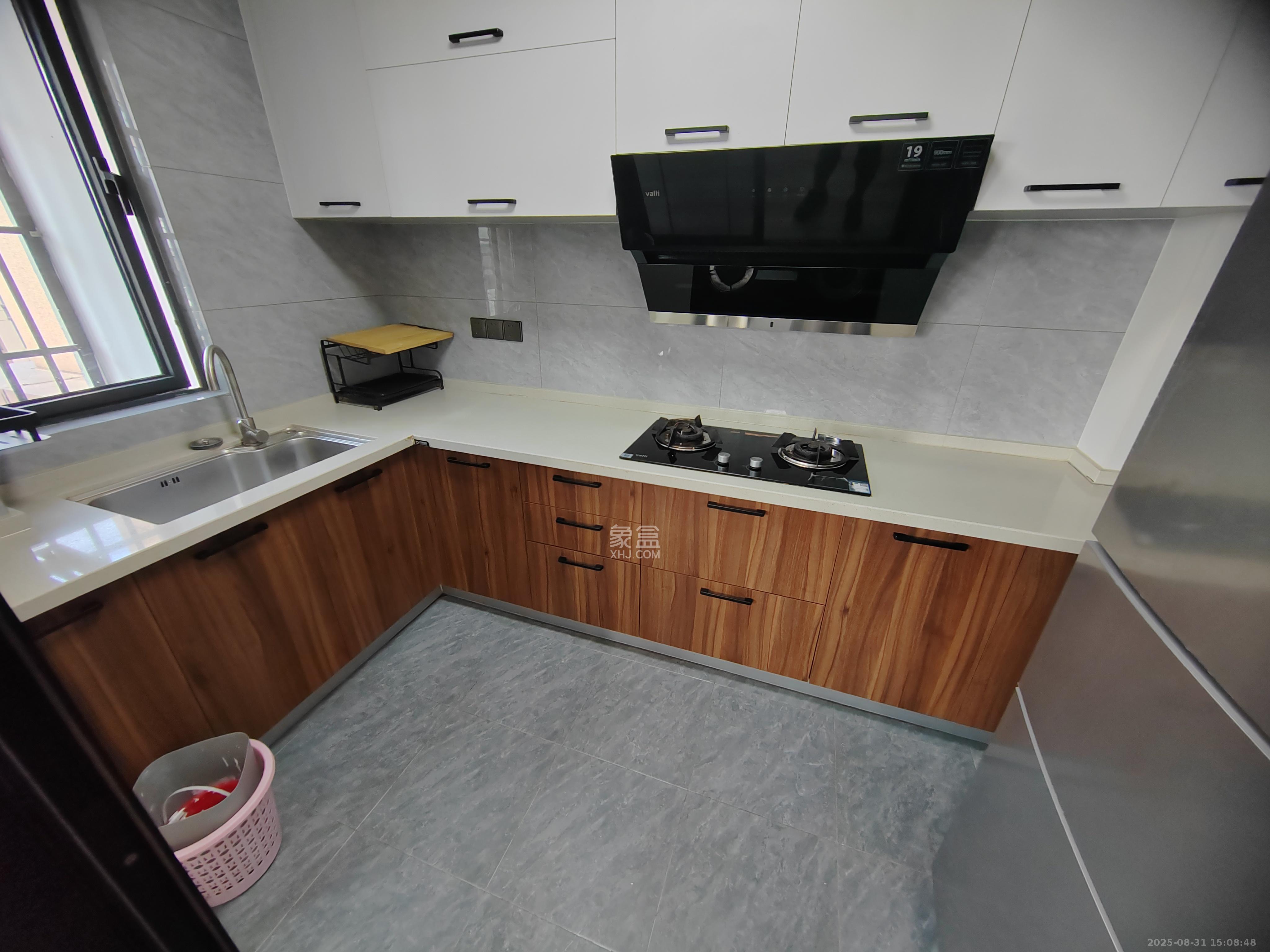 建发中央悦府  3室2厅2卫    4500.0元/月室内图