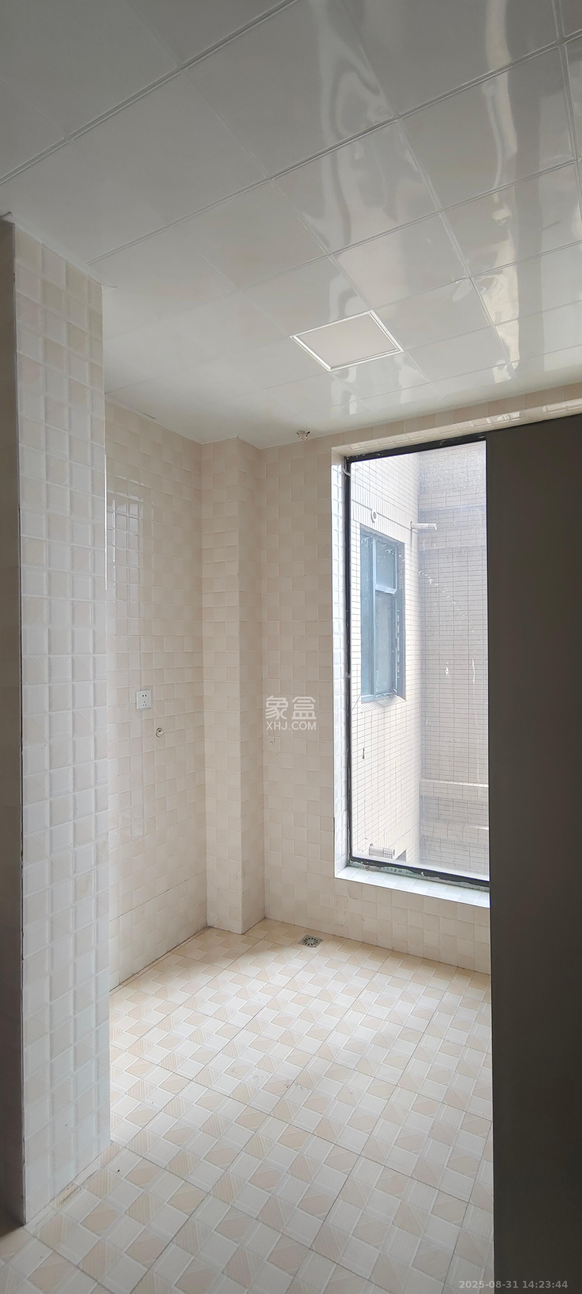 东城港  2室1厅2卫   2800.00元/月室内图