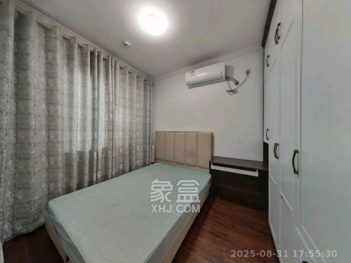 万科里金域国际  3室2厅2卫   5200.00元/月室内图