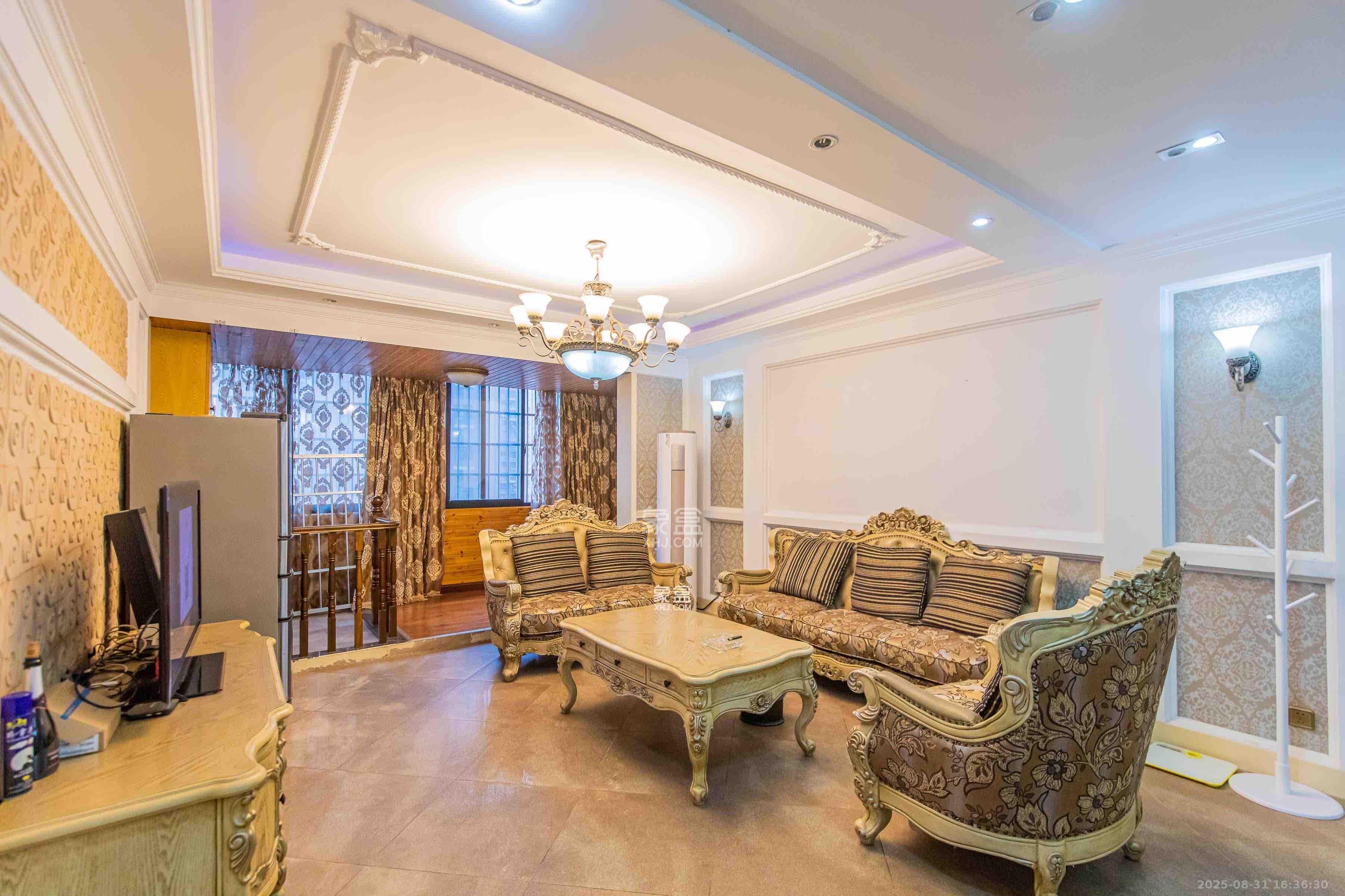 幸福里润城(幸福里二期) 3室2厅1卫 2300.0元/月 幸福里润城(幸福里二期) 3室2厅1卫 2300.0元/月室内图