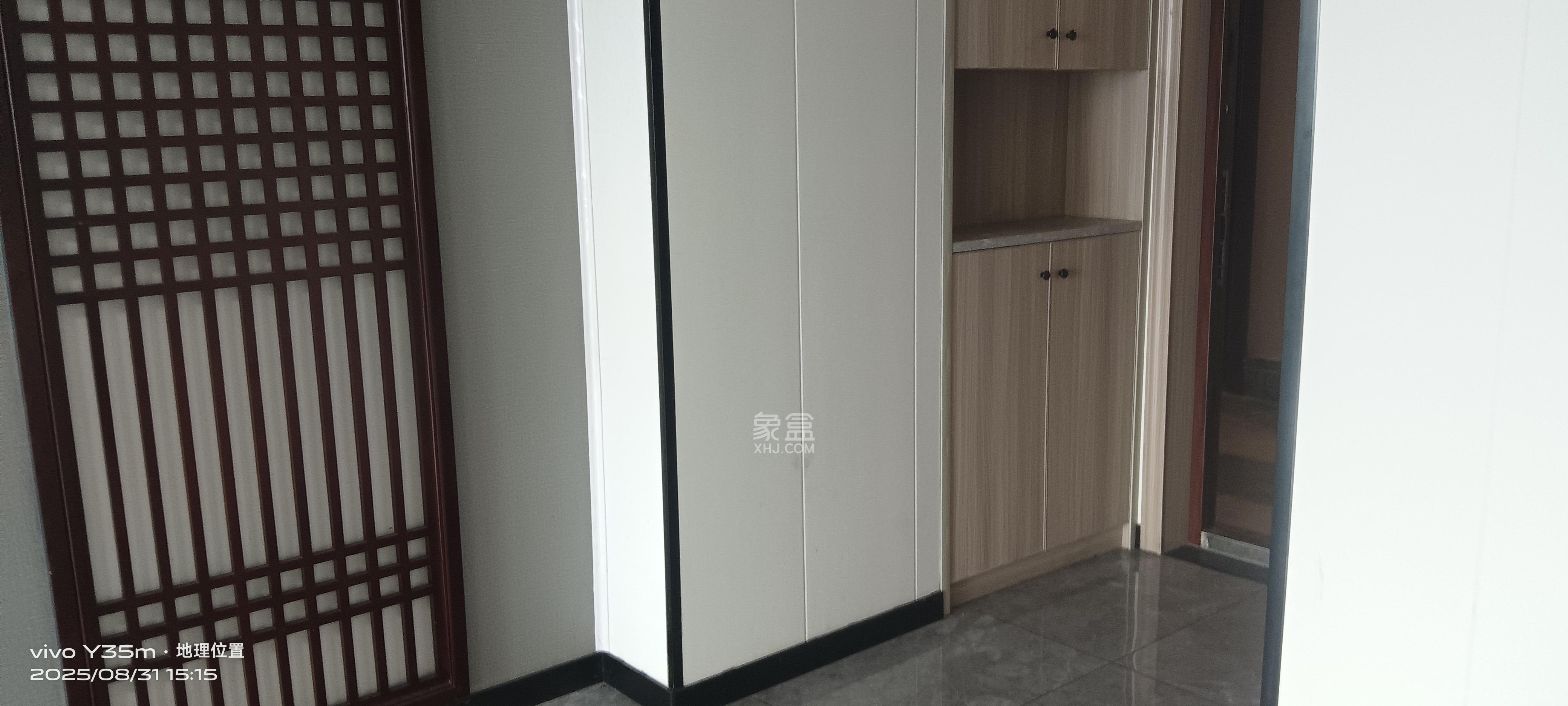 公园9号大都会 1室1厅1卫 2400.0元/月 公园9号大都会 1室1厅1卫 2400.0元/月室内图