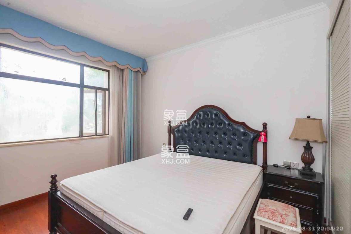 阳光丽城一期  4室2厅2卫    3500.0元/月 阳光丽城一期  4室2厅2卫    3500.0元/月室内图