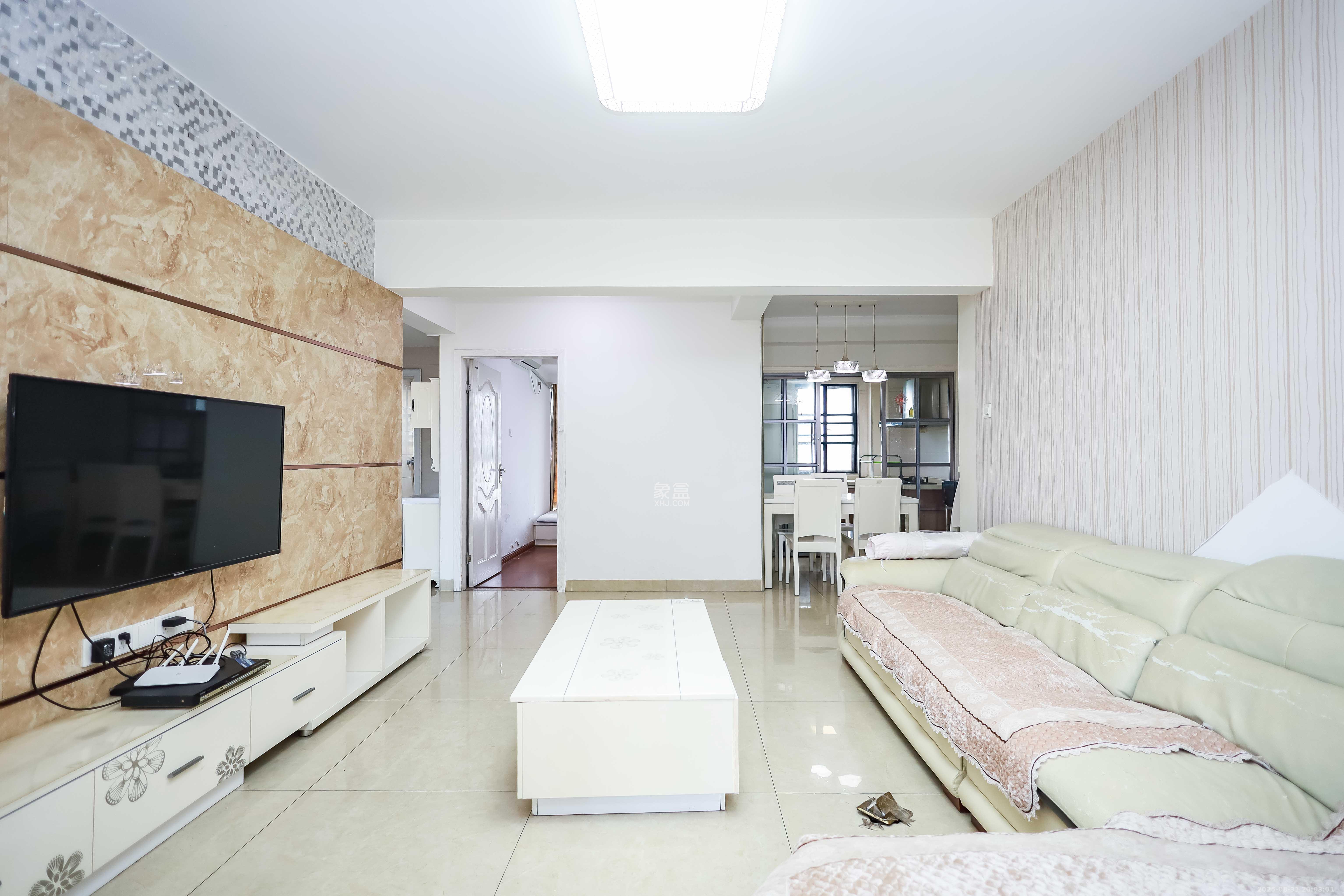 西城龙庭  3室2厅2卫    109.0万 西城龙庭  3室2厅2卫    109.0万客厅