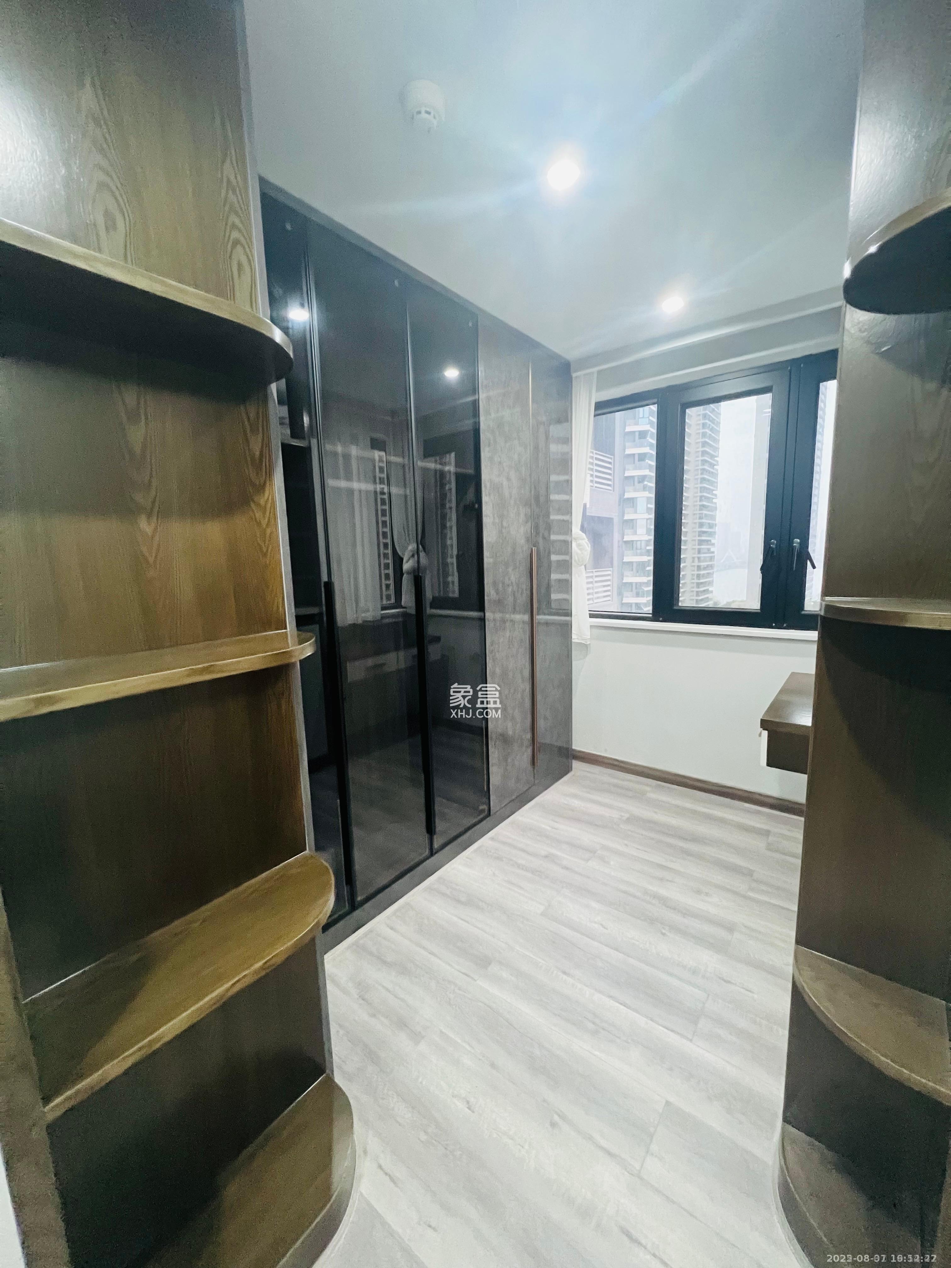 保利天禧D区 2室2厅1卫 4100.0元/月 保利天禧D区 2室2厅1卫 4100.0元/月室内图