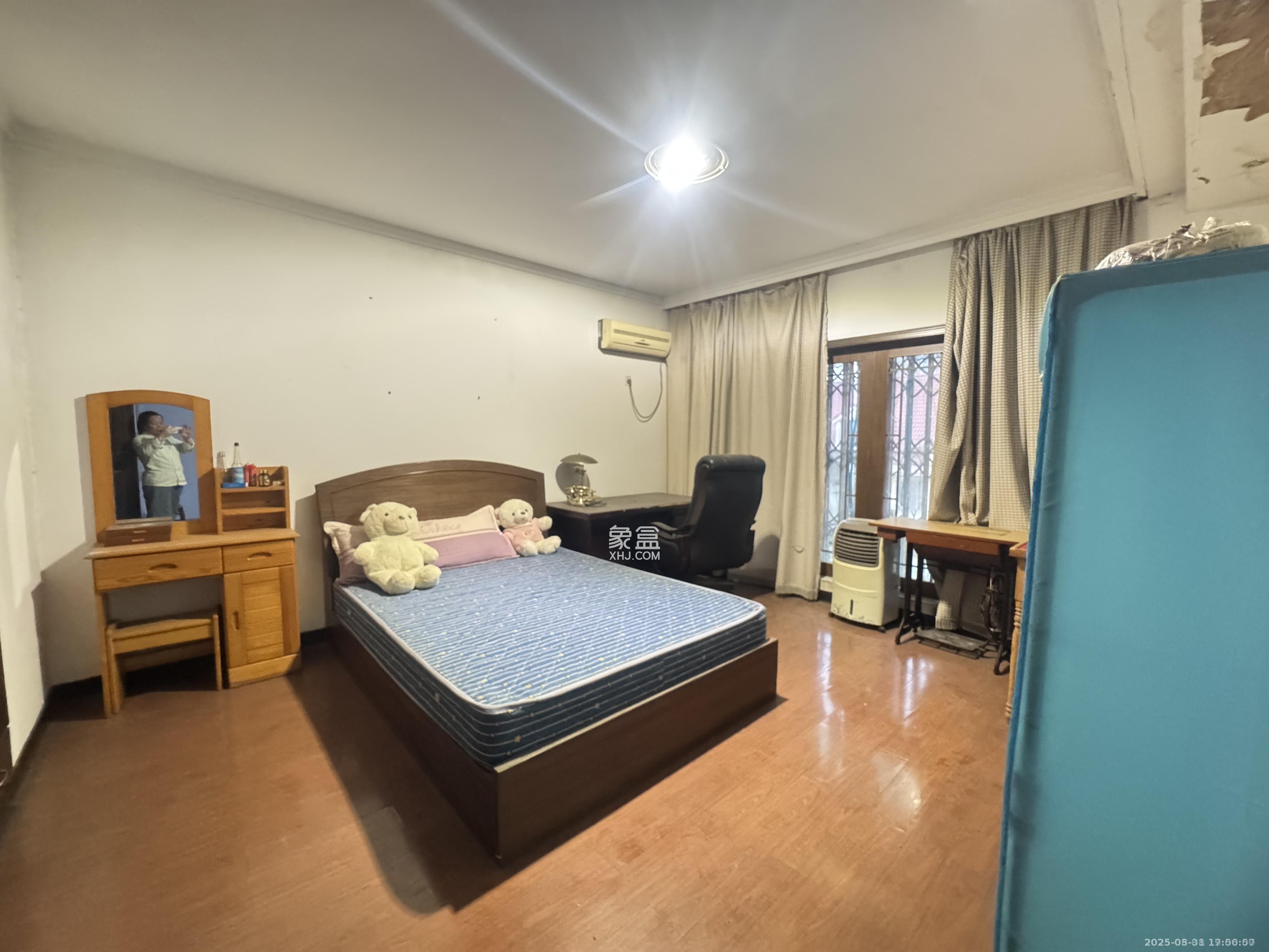 新星小区  3室2厅2卫    2200.0元/月 新星小区  3室2厅2卫    2200.0元/月室内图