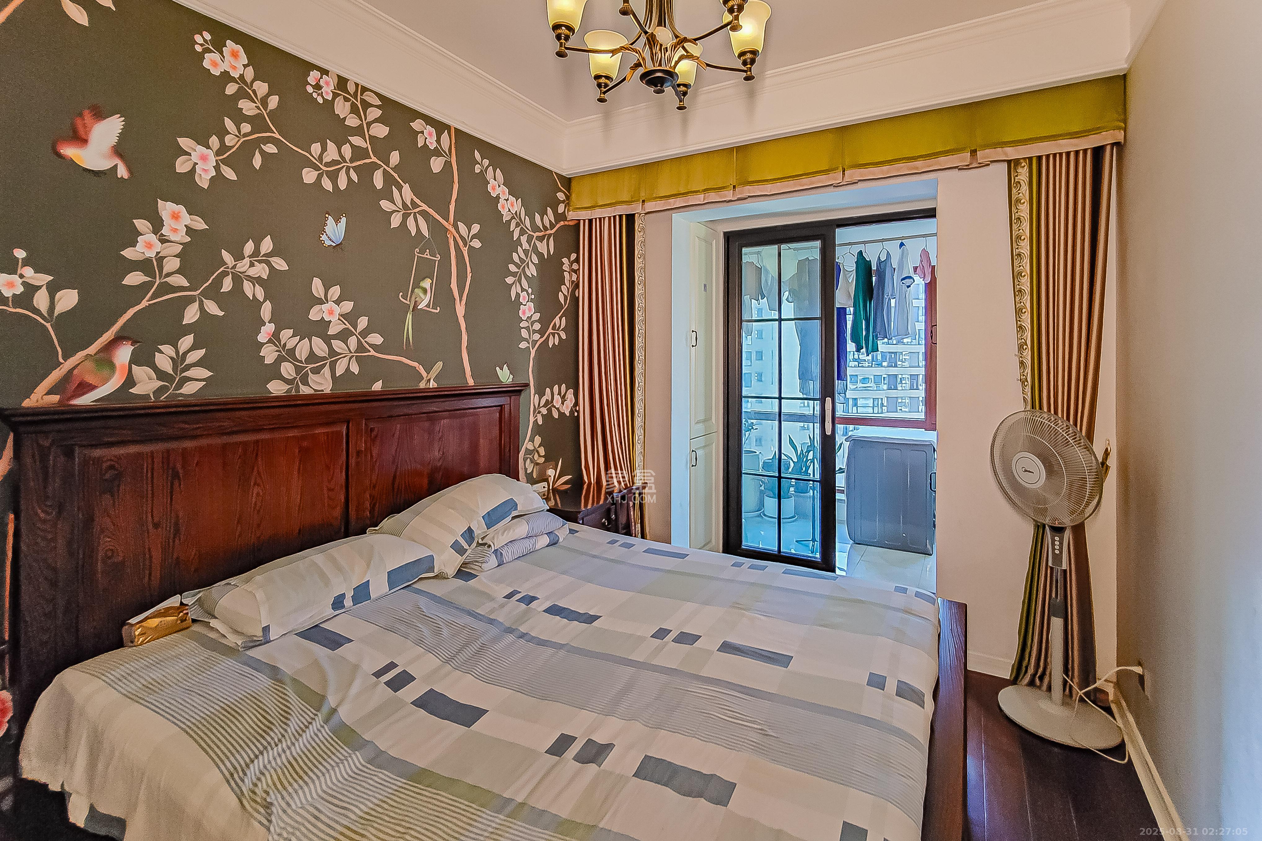 保利国际广场  4室2厅2卫    330.0万 保利国际广场  4室2厅2卫    330.0万卧室