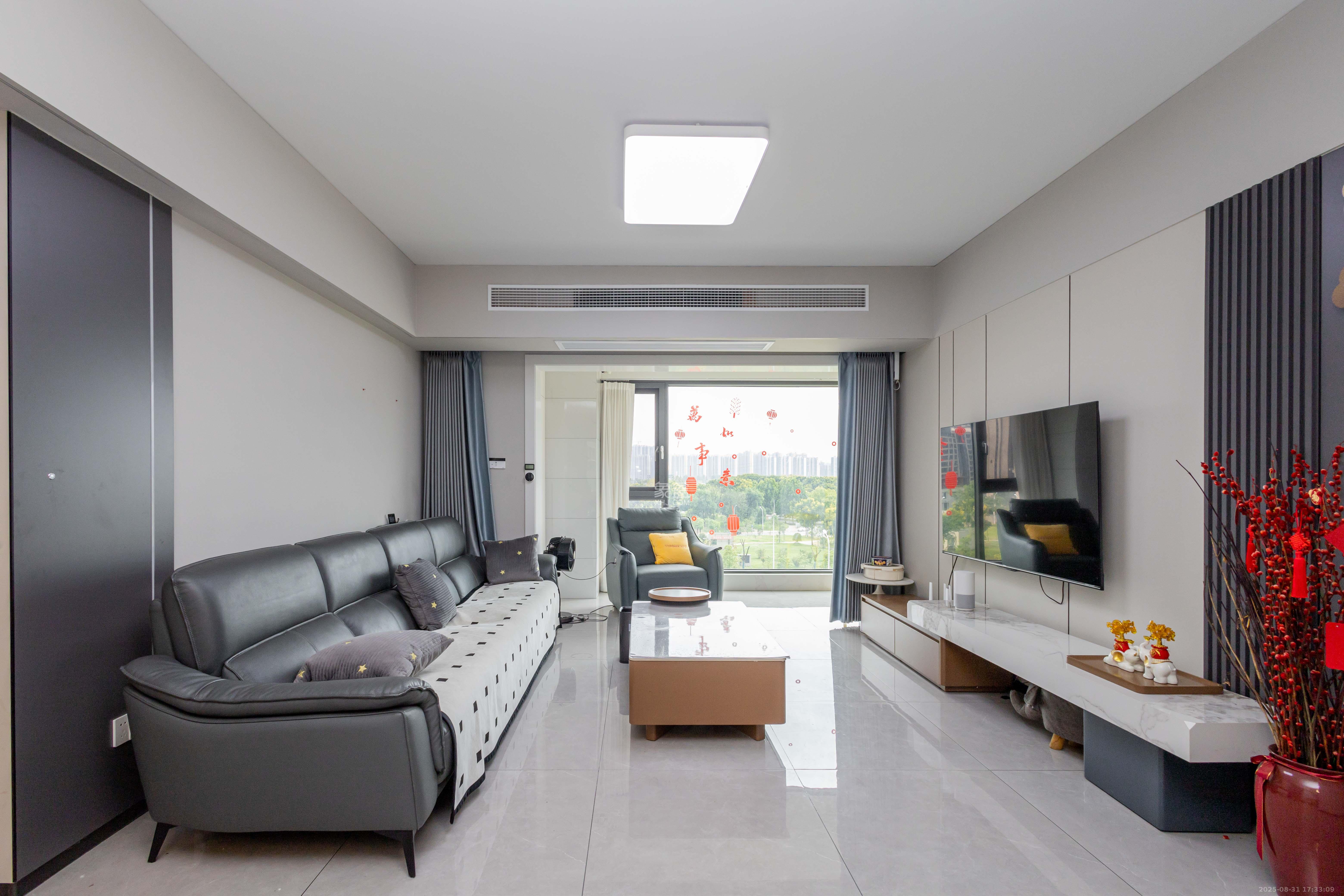 时代印记(长沙时代印记花园)  4室2厅2卫    190.0万 时代印记(长沙时代印记花园)  4室2厅2卫    190.0万客厅