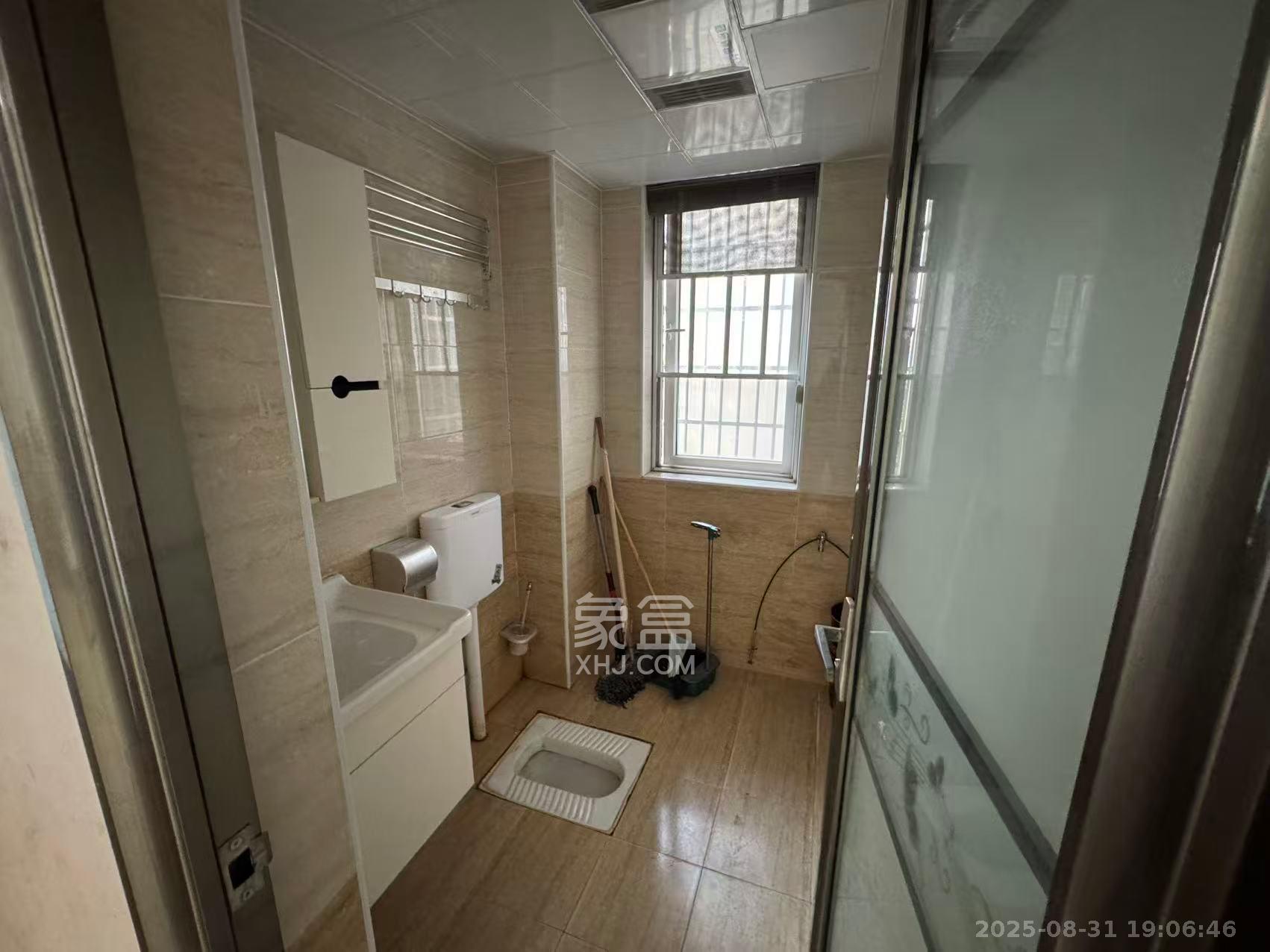 星城新宇桃花苑 2室2厅1卫 1900.0元/月 星城新宇桃花苑 2室2厅1卫 1900.0元/月室内图