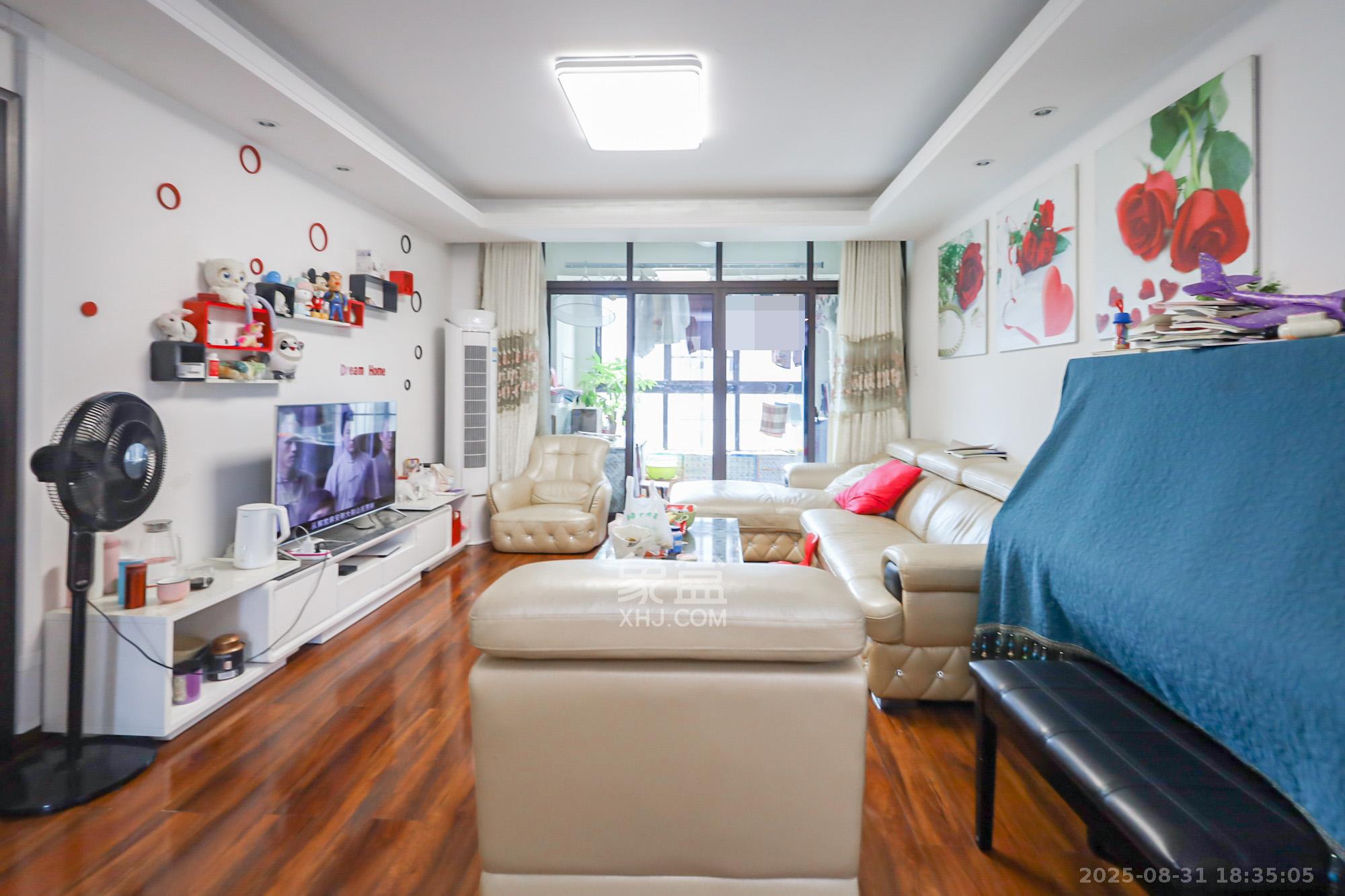 绿地中央广场  3室2厅2卫    148.0万 绿地中央广场  3室2厅2卫    148.0万