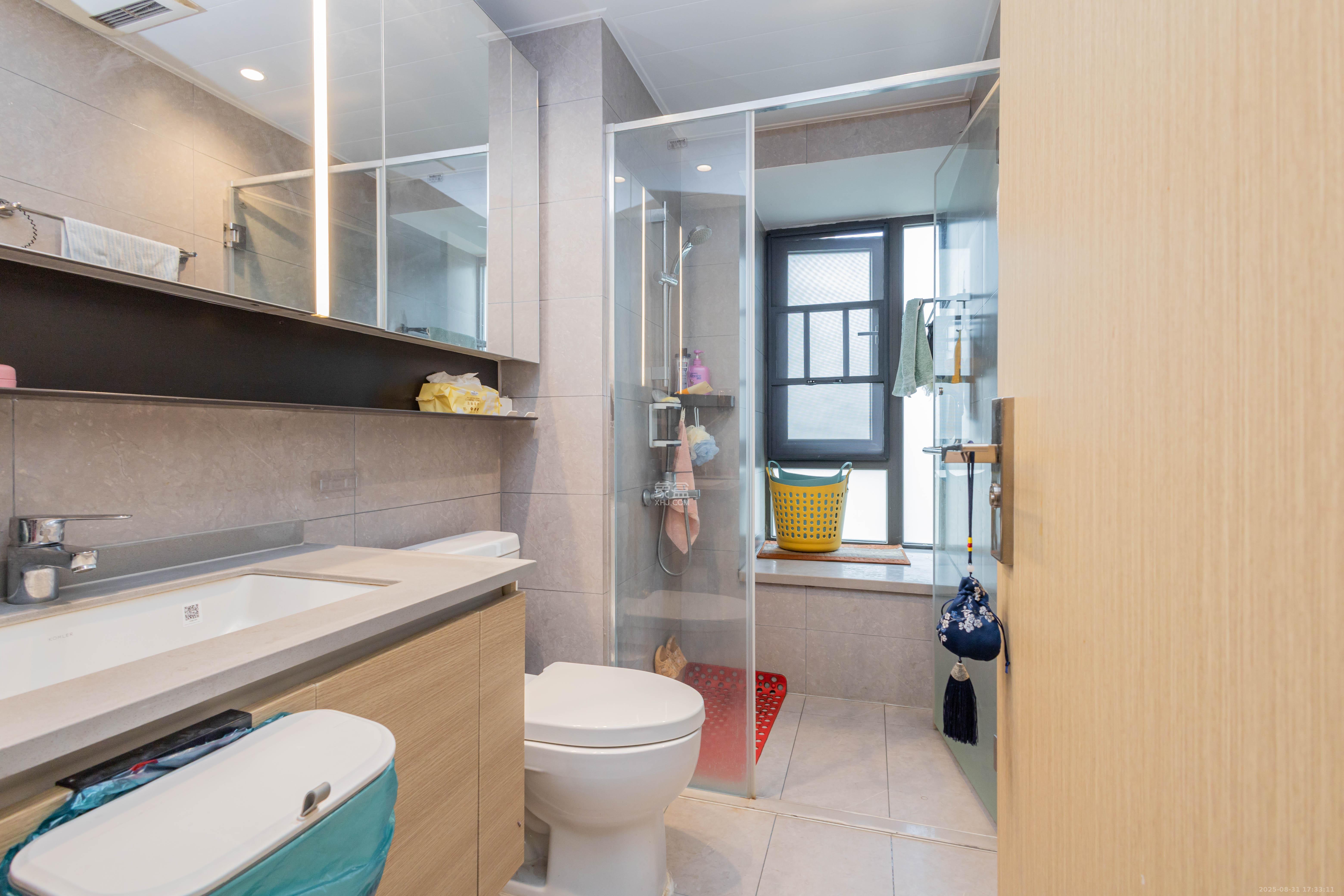 时代印记(长沙时代印记花园)  4室2厅2卫    190.0万 时代印记(长沙时代印记花园)  4室2厅2卫    190.0万卫生间