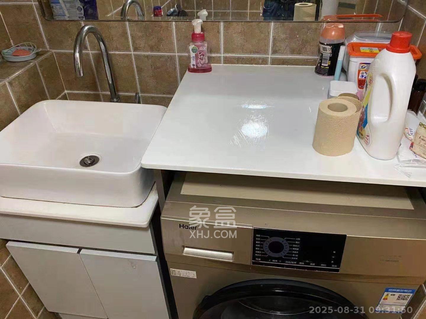 洋湖时代  1室1厅1卫    1600.0元/月 洋湖时代  1室1厅1卫    1600.0元/月室内图