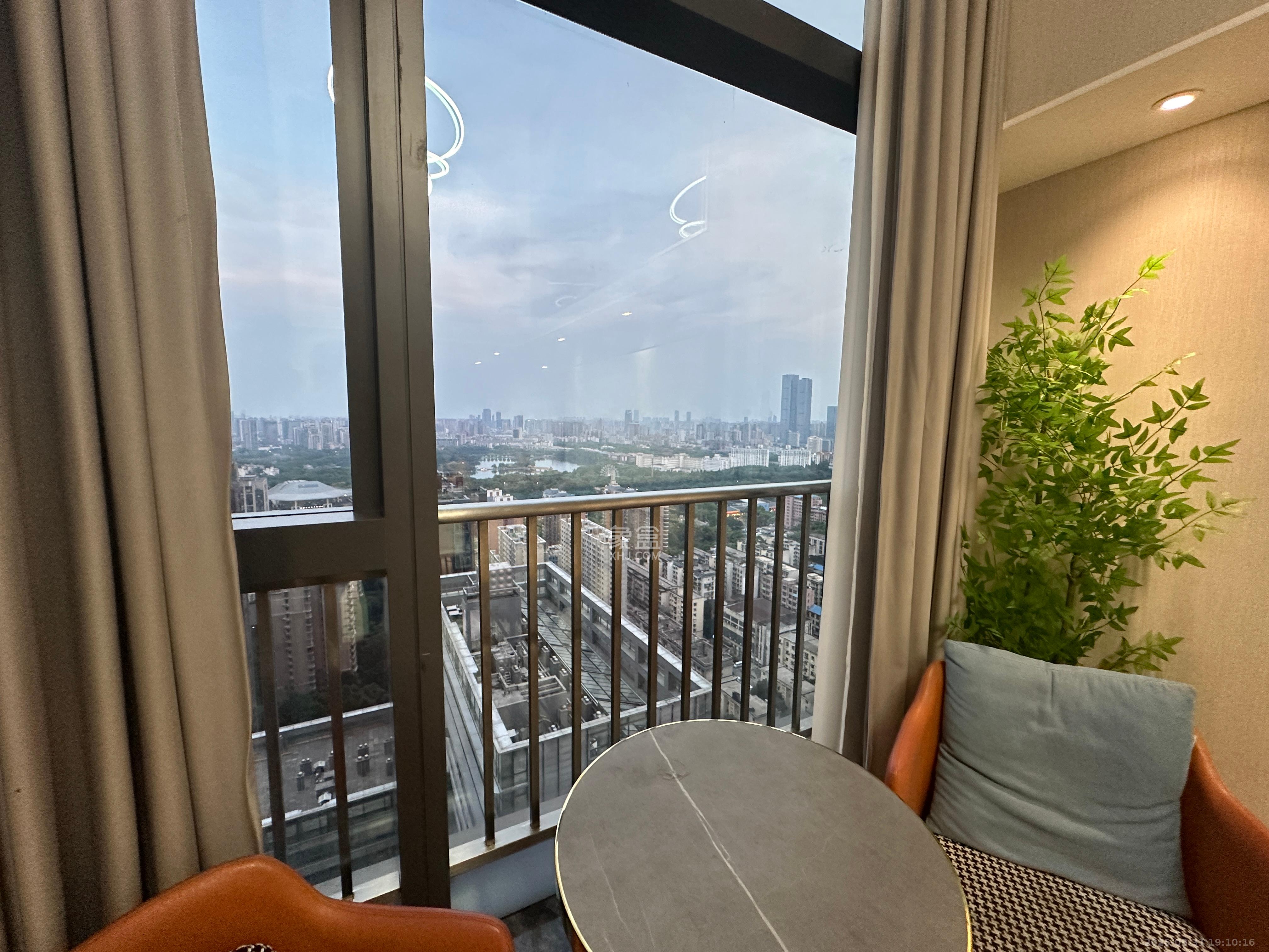 华远华时代  3室2厅2卫    4000.0元/月室内图