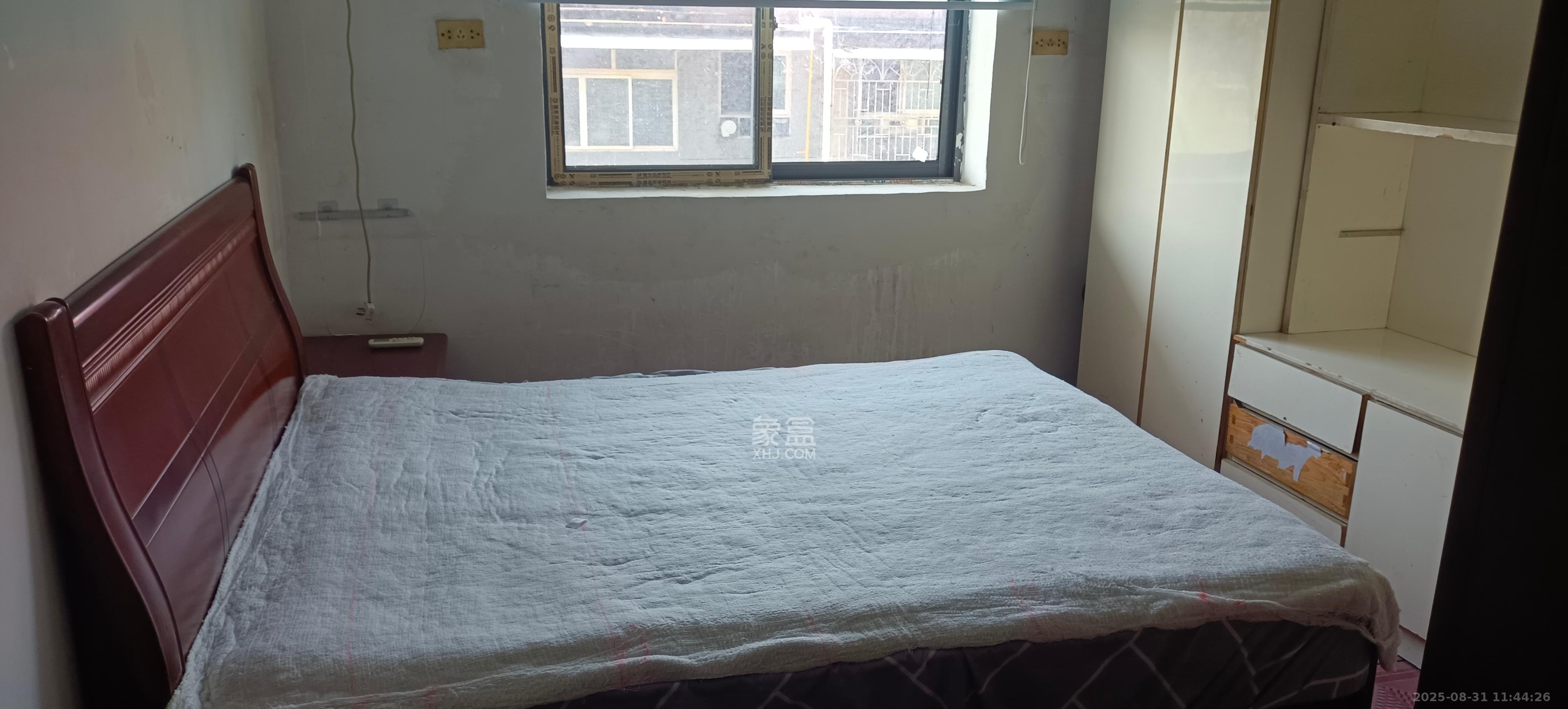 变压器厂宿舍  2室1厅1卫    1000.0元/月 变压器厂宿舍  2室1厅1卫    1000.0元/月室内图1