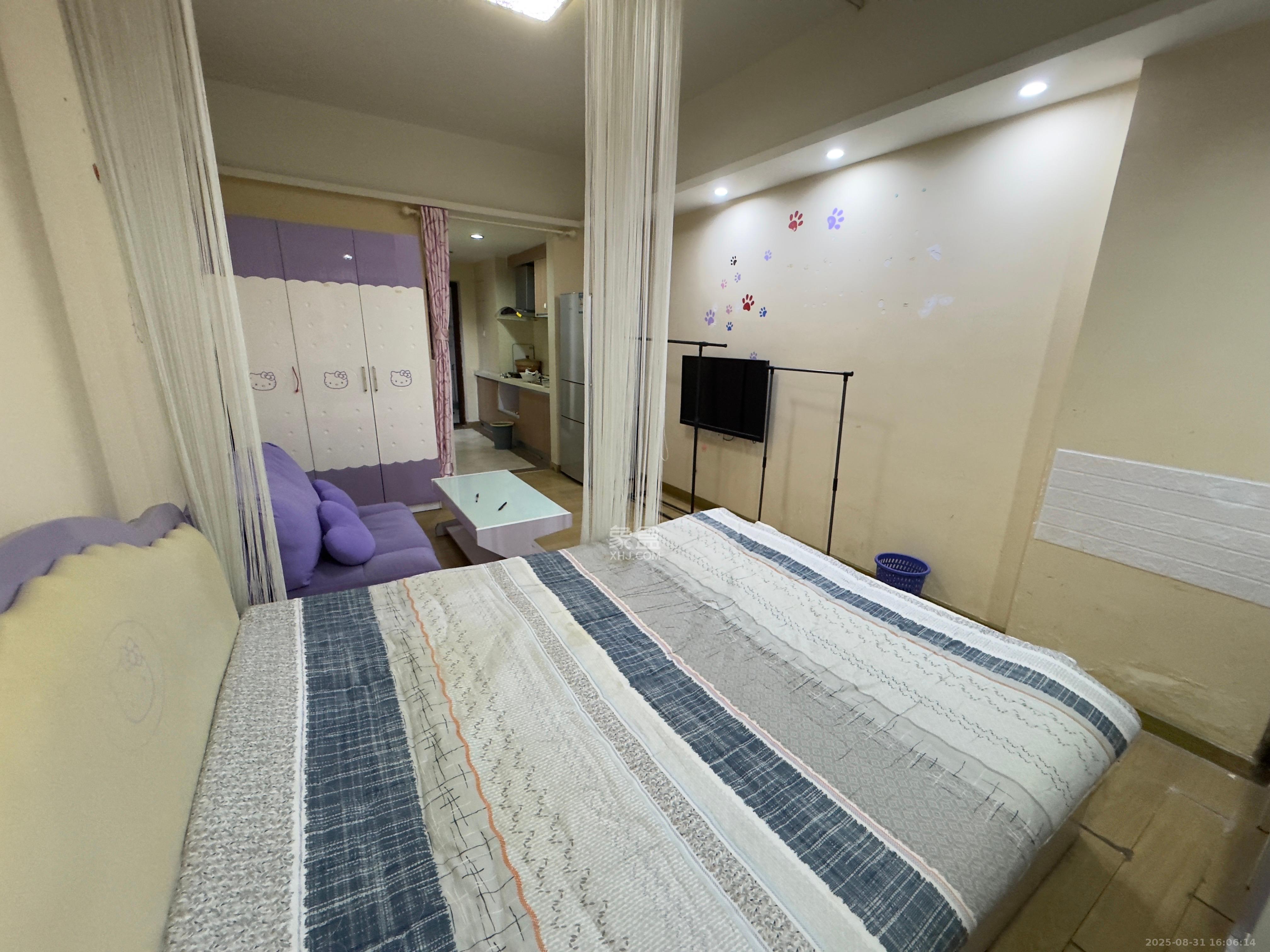 米兰春天 1室1厅1卫 1100.0元/月 米兰春天 1室1厅1卫 1100.0元/月室内图