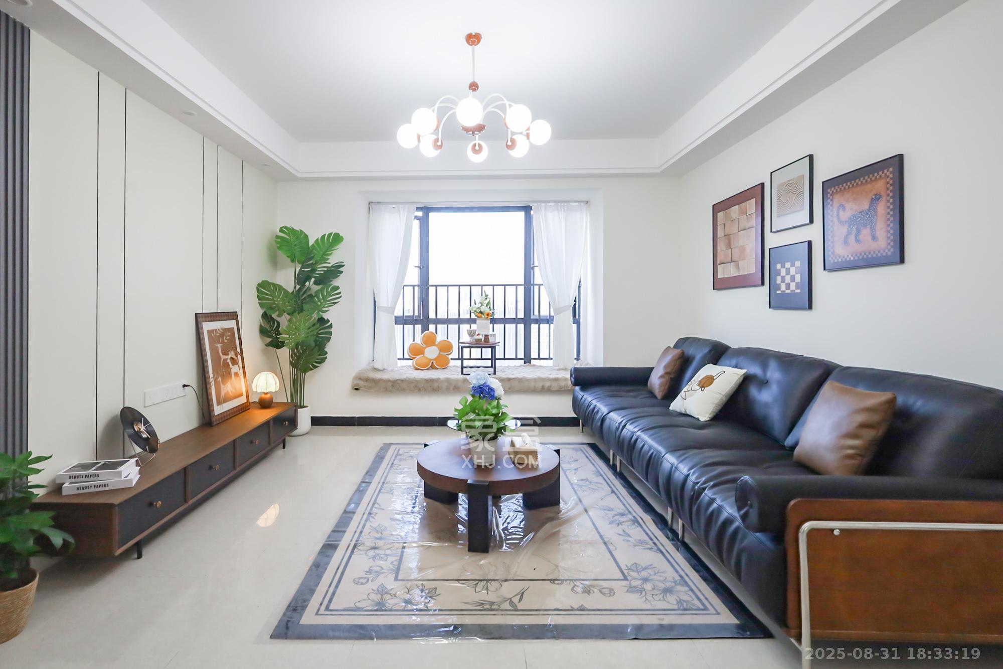 兰亭都荟(璟峰苑) 3室2厅2卫 128.0万 兰亭都荟(璟峰苑) 3室2厅2卫 128.0万客厅