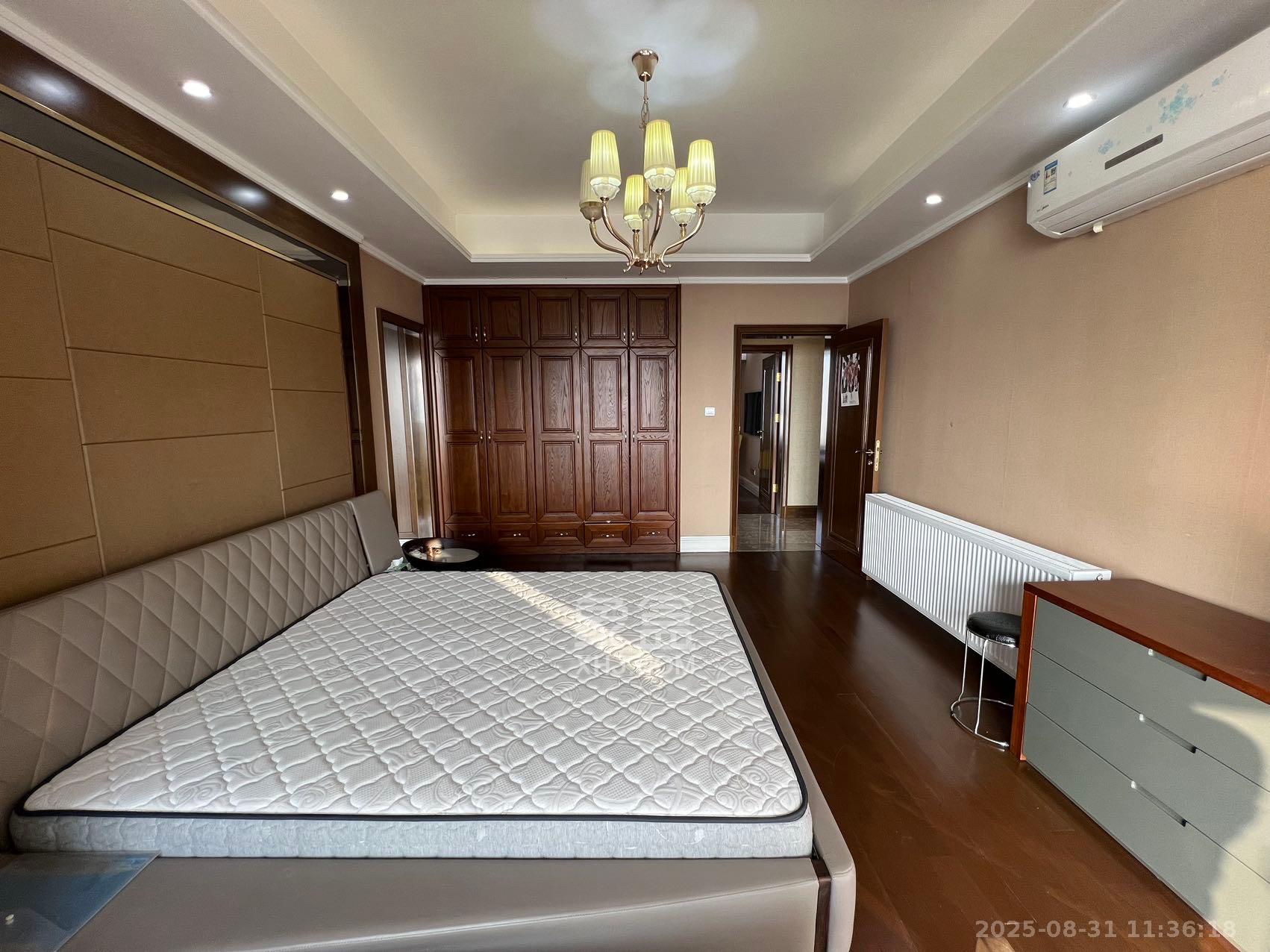 恒大御景半岛湘江苑(恒大御景半岛一期) 4室2厅2卫 7500.0元/月 恒大御景半岛湘江苑(恒大御景半岛一期) 4室2厅2卫 7500.0元/月室内图