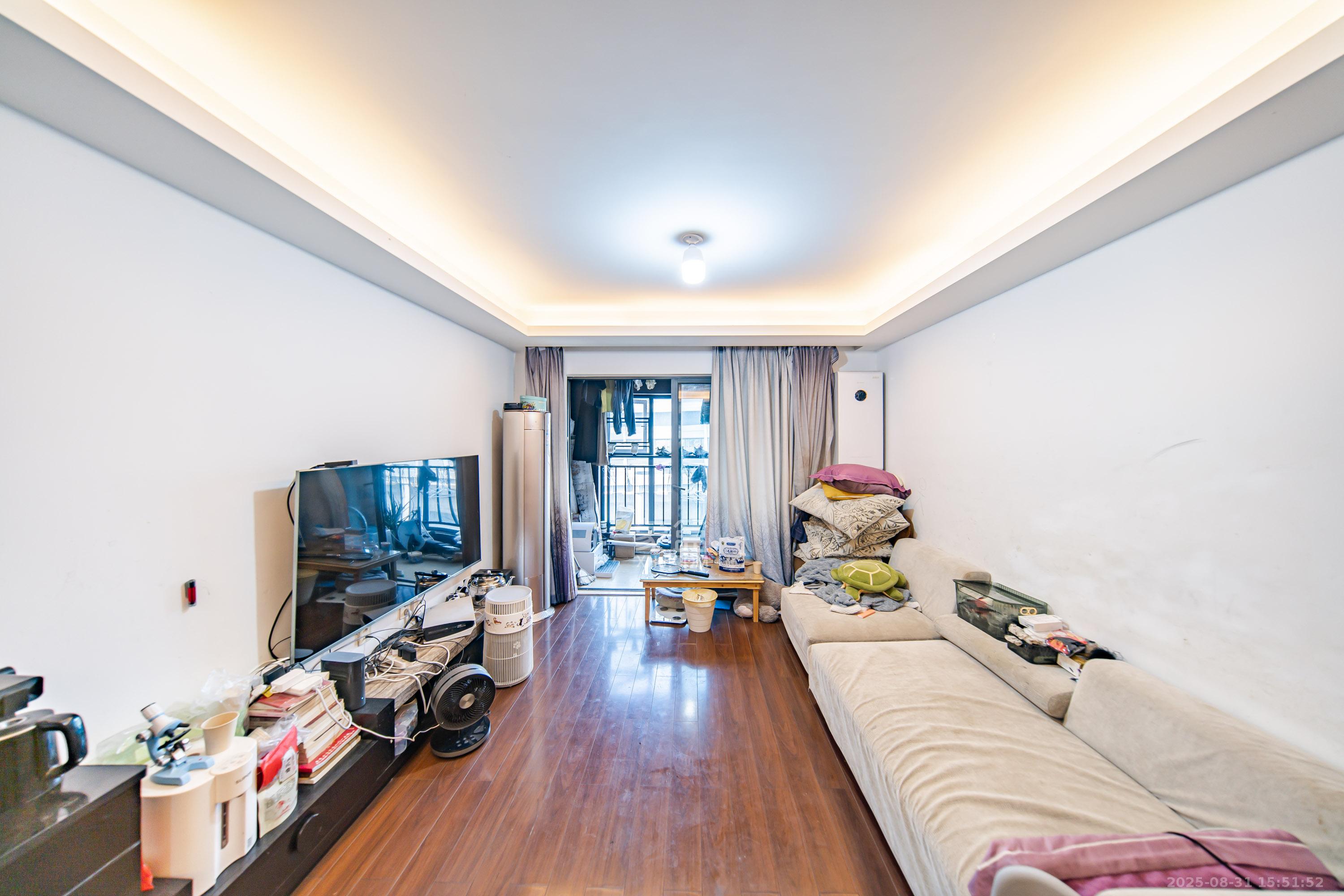 万科白鹭郡  3室2厅2卫    100.0万 万科白鹭郡  3室2厅2卫    100.0万客厅