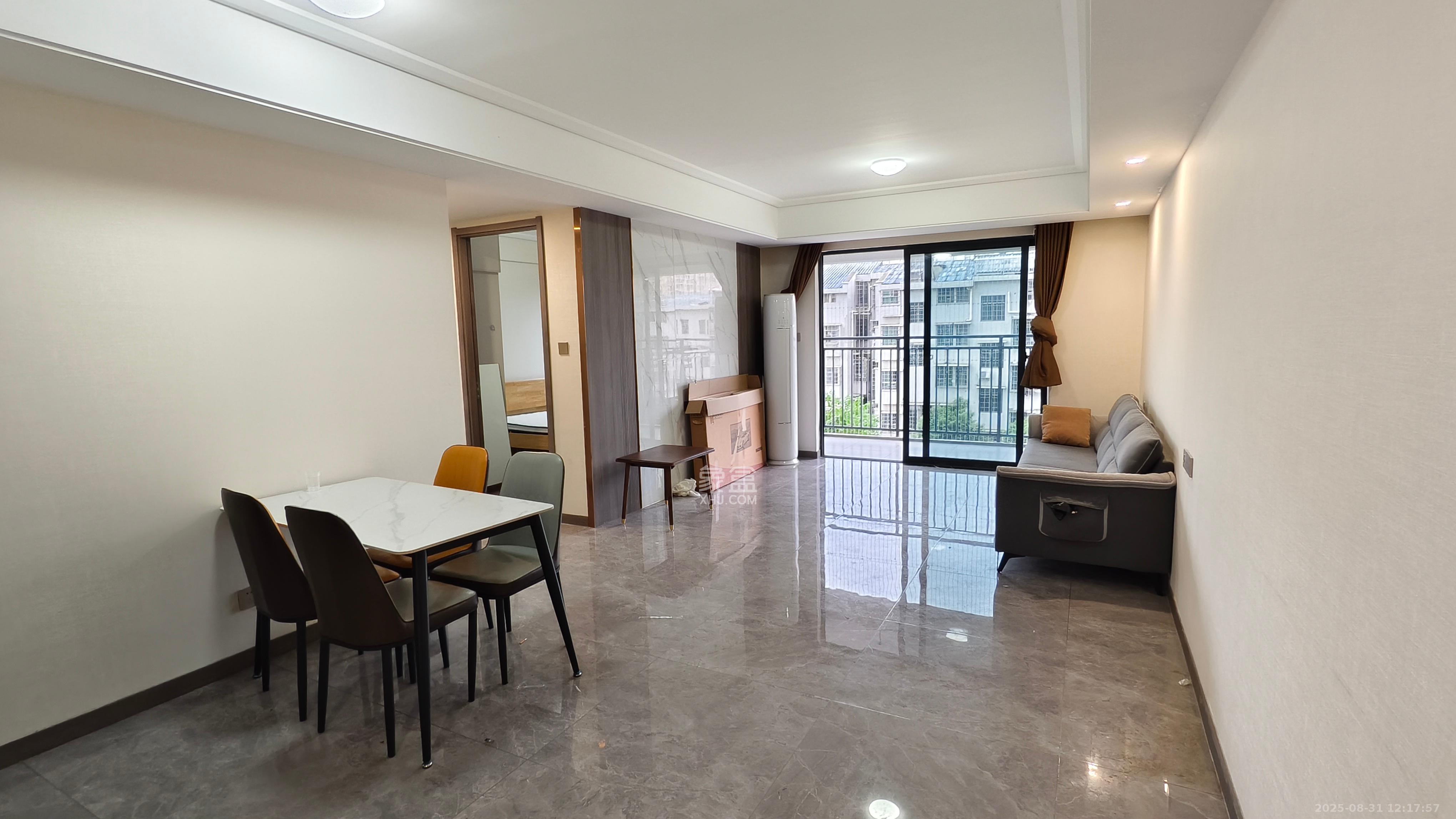 梦想枫林湾  3室2厅2卫    3200.0元/月 梦想枫林湾  3室2厅2卫    3200.0元/月室内图