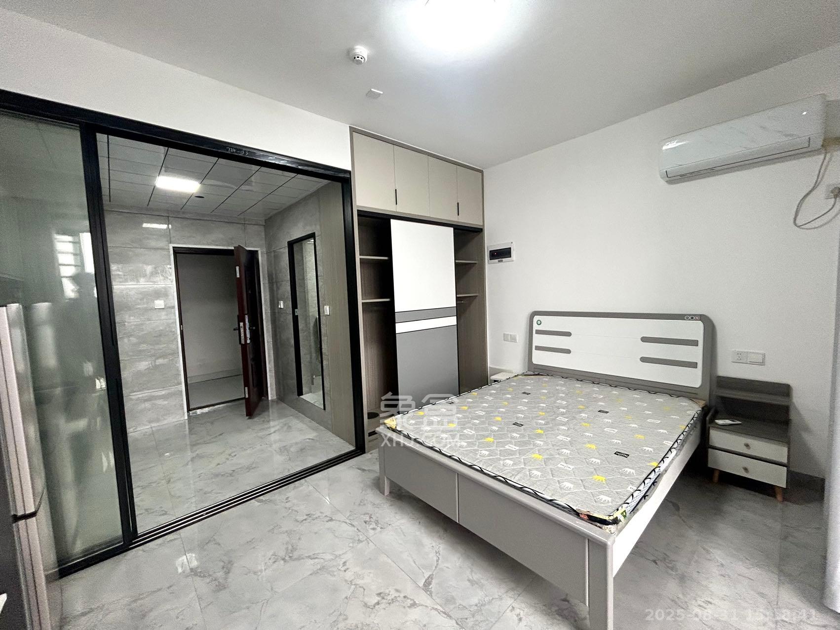 裕天国际商汇中心 1室0厅0卫 1200.0元/月 裕天国际商汇中心 1室0厅0卫 1200.0元/月室内图