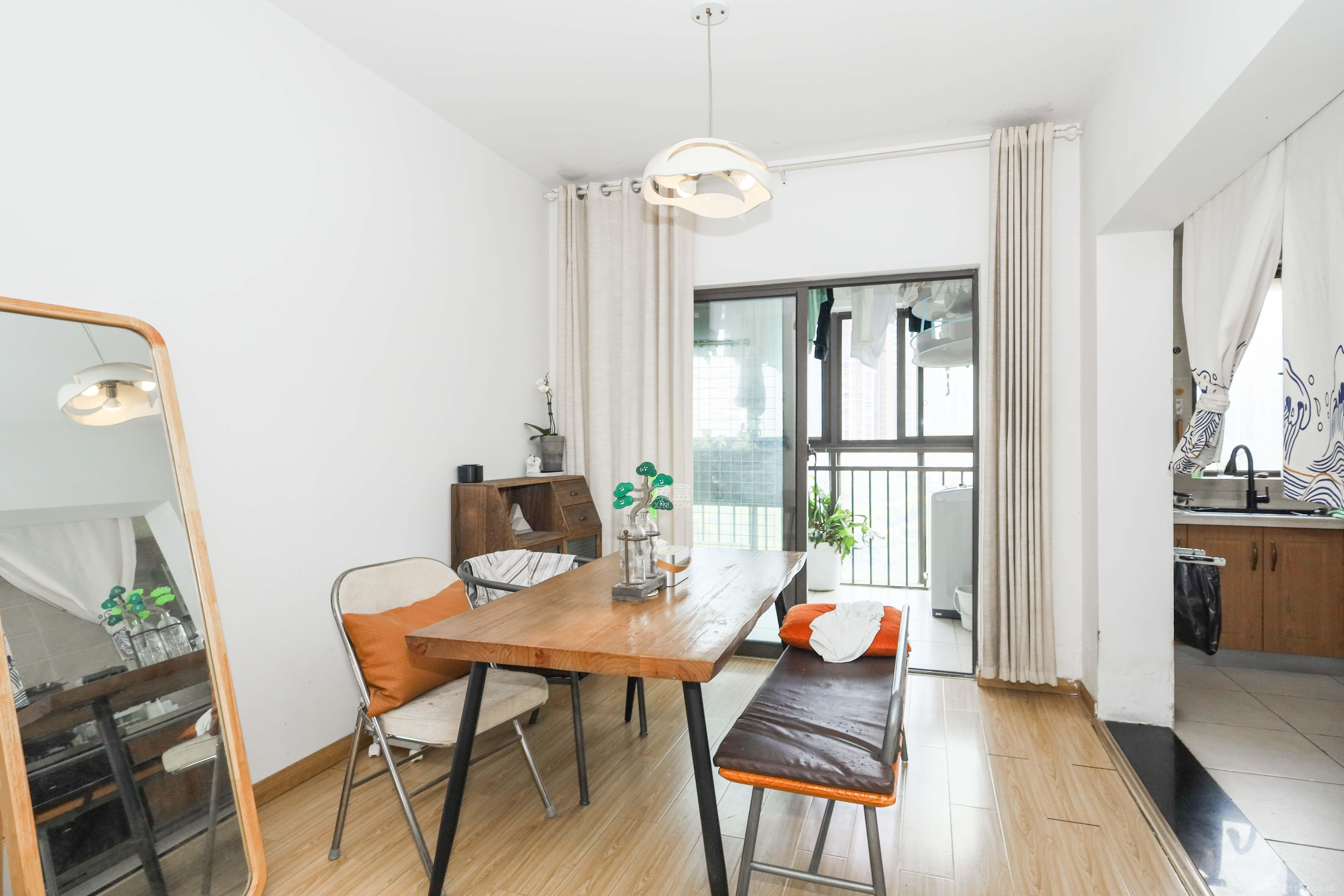 旭辉御府 3室2厅2卫 120.0万 旭辉御府 3室2厅2卫 120.0万其他