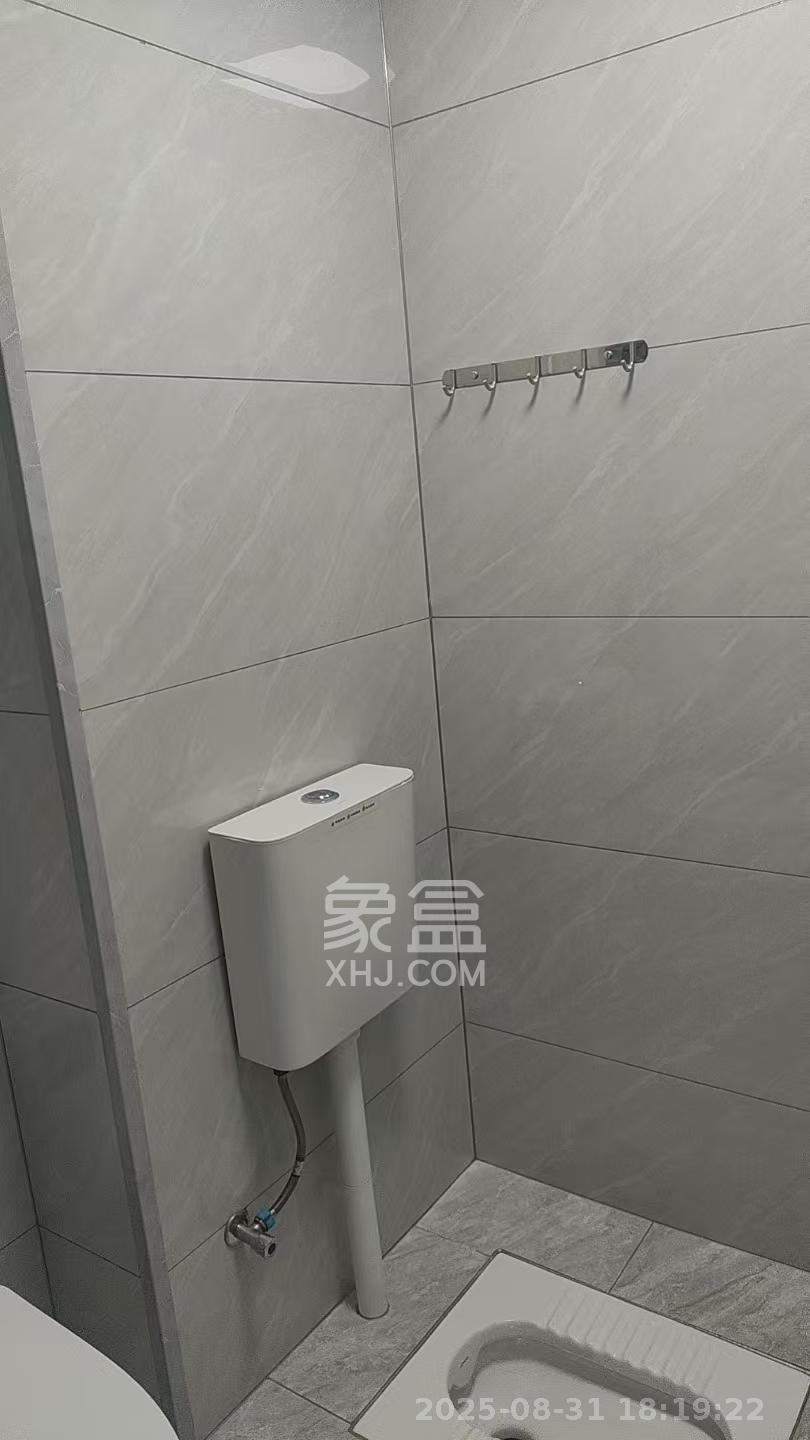 新城悦隽公园 2室1厅1卫 1800.0元/月 新城悦隽公园 2室1厅1卫 1800.0元/月室内图