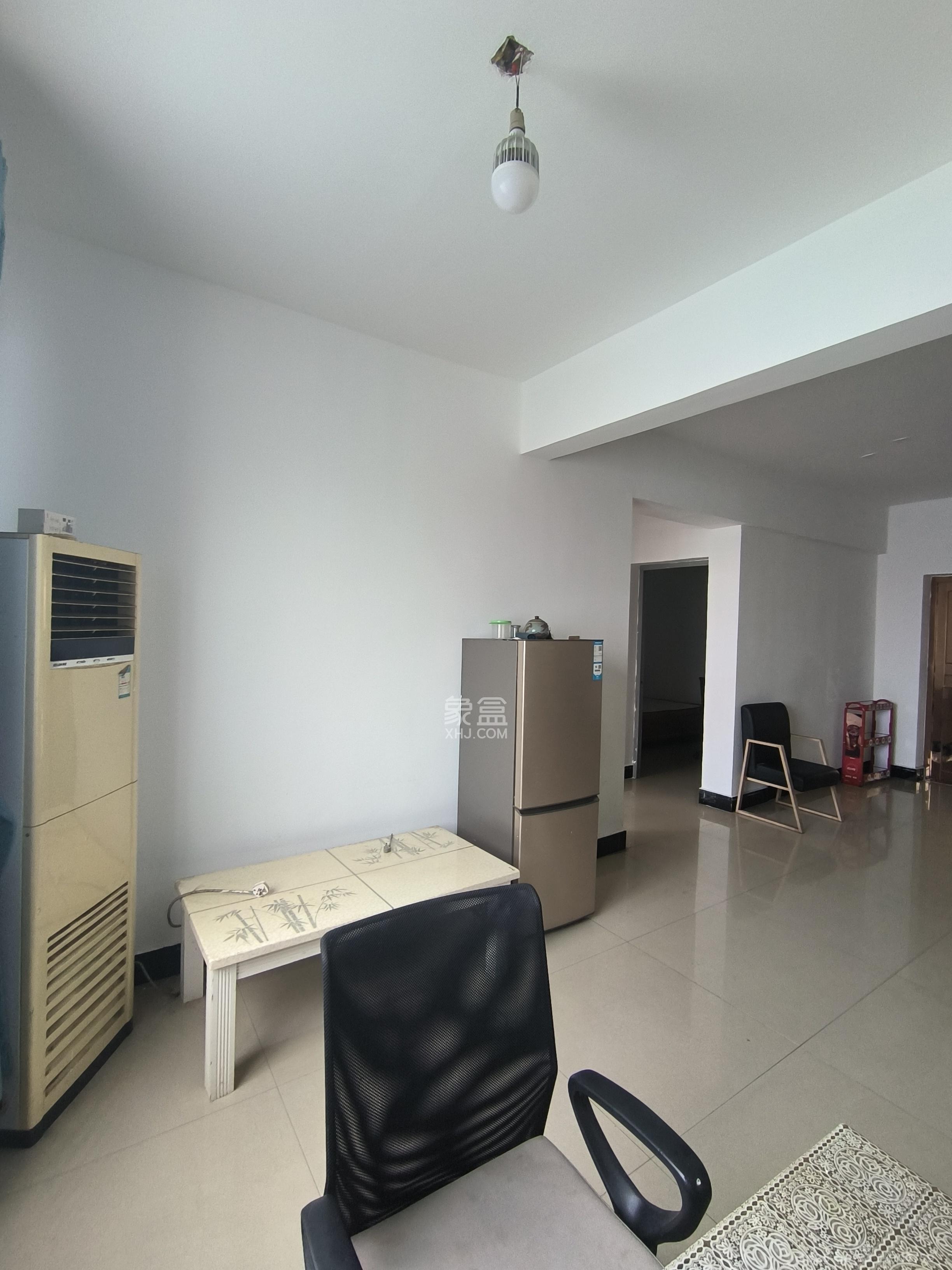 开源鑫苑  1室1厅1卫    1400.0元/月 开源鑫苑  1室1厅1卫    1400.0元/月室内图