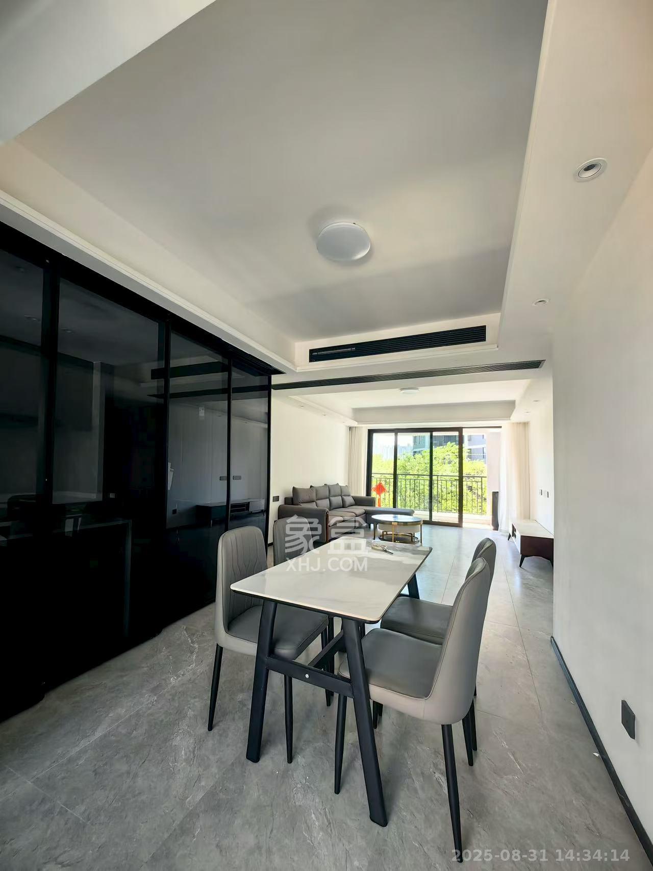 万科森林公园  4室2厅2卫    4000.0元/月 万科森林公园  4室2厅2卫    4000.0元/月室内图