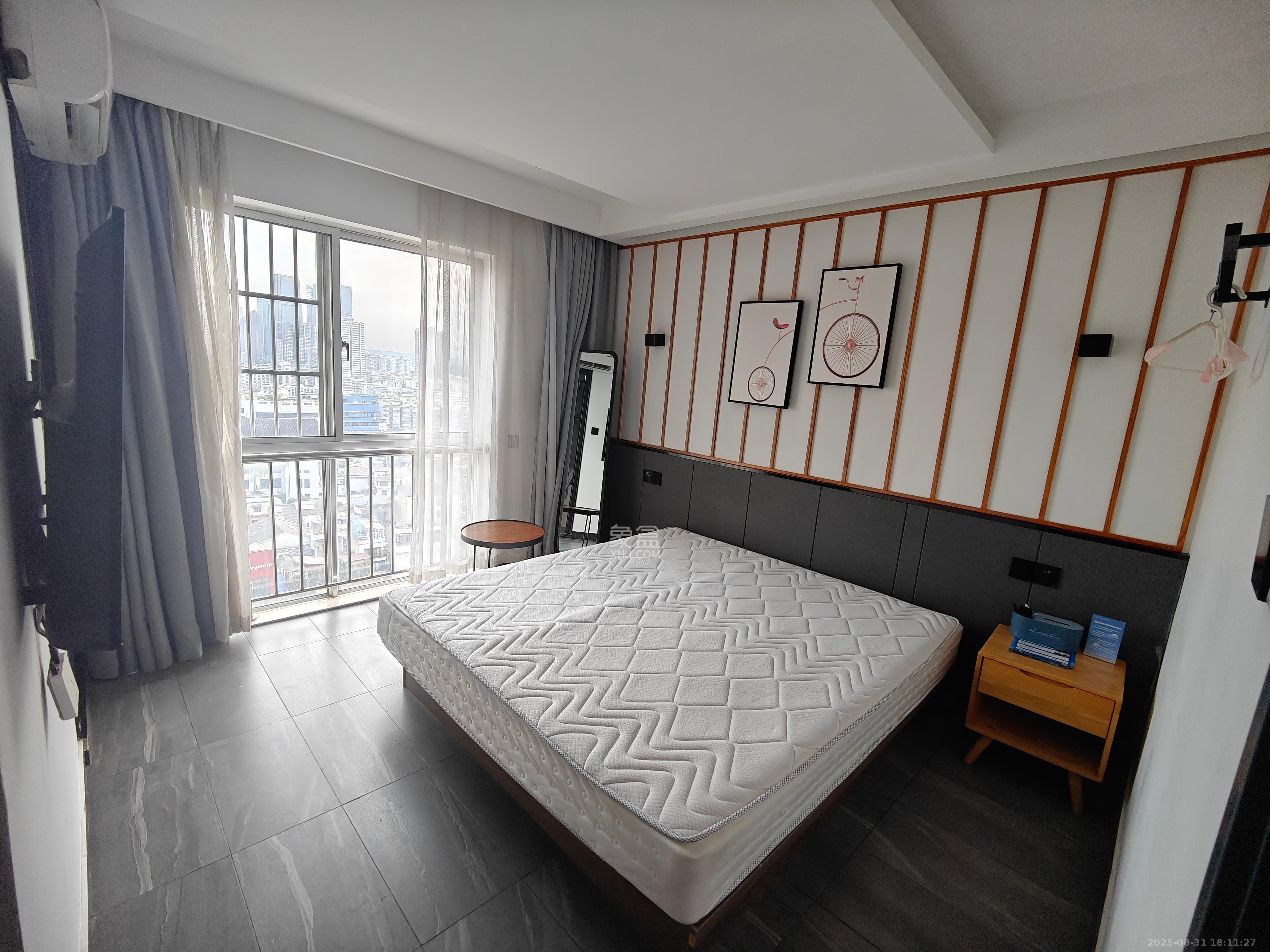 君临国际 3室2厅2卫 5200.0元/月 君临国际 3室2厅2卫 5200.0元/月室内图