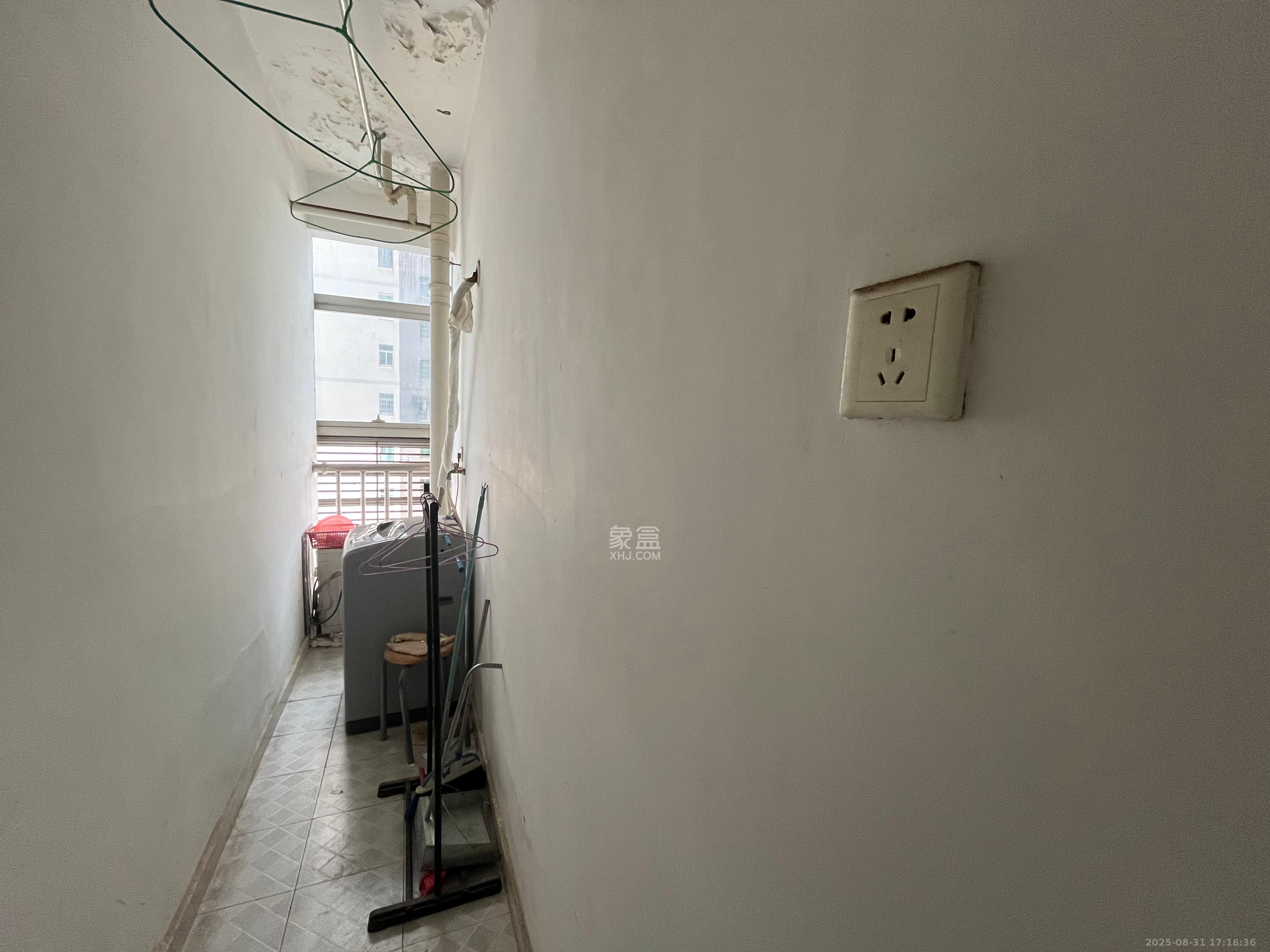 红星国际星城  1室1厅1卫    1500.0元/月室内图