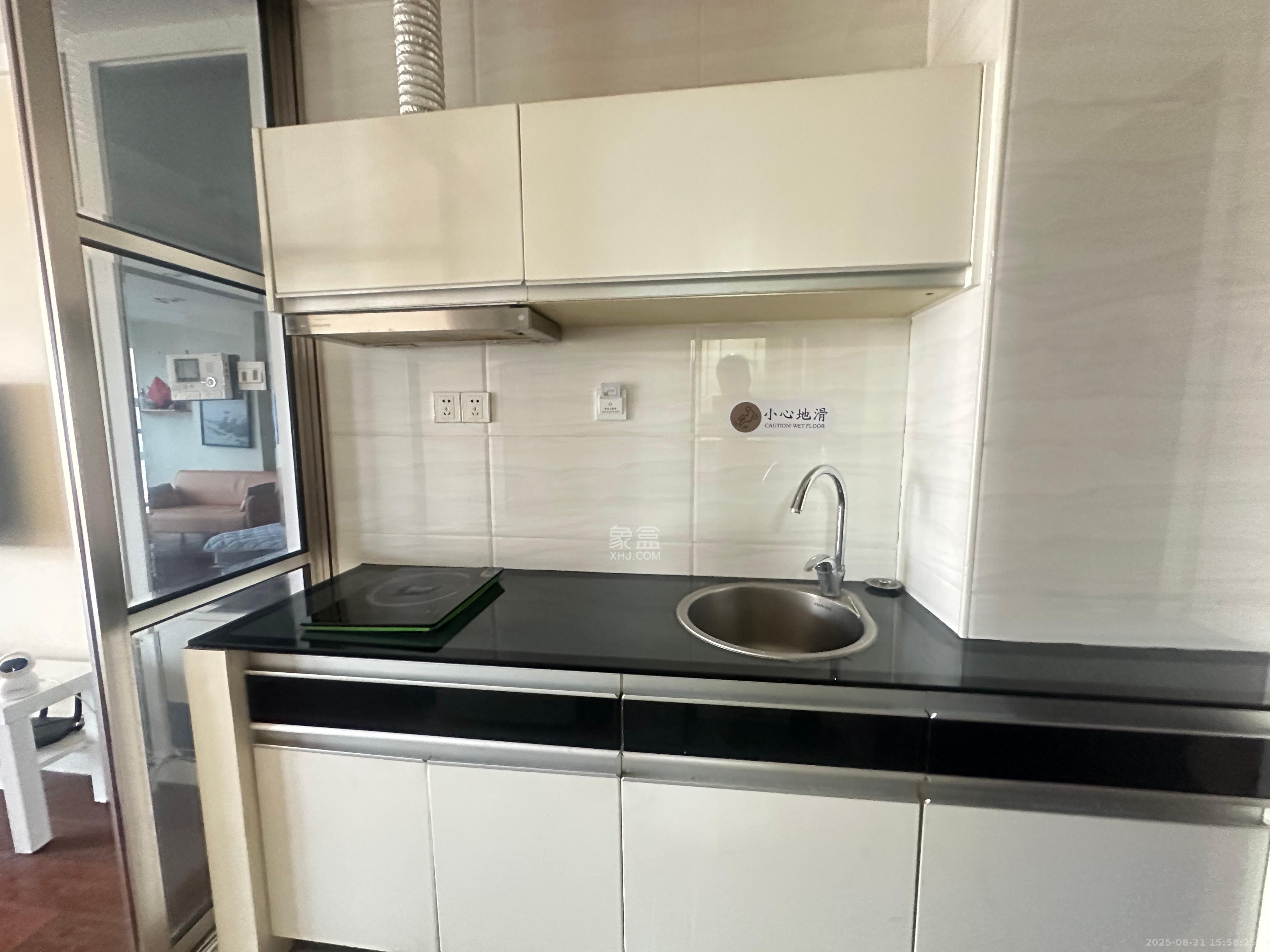 壹号公馆  2室1厅1卫    2500.0元/月室内图