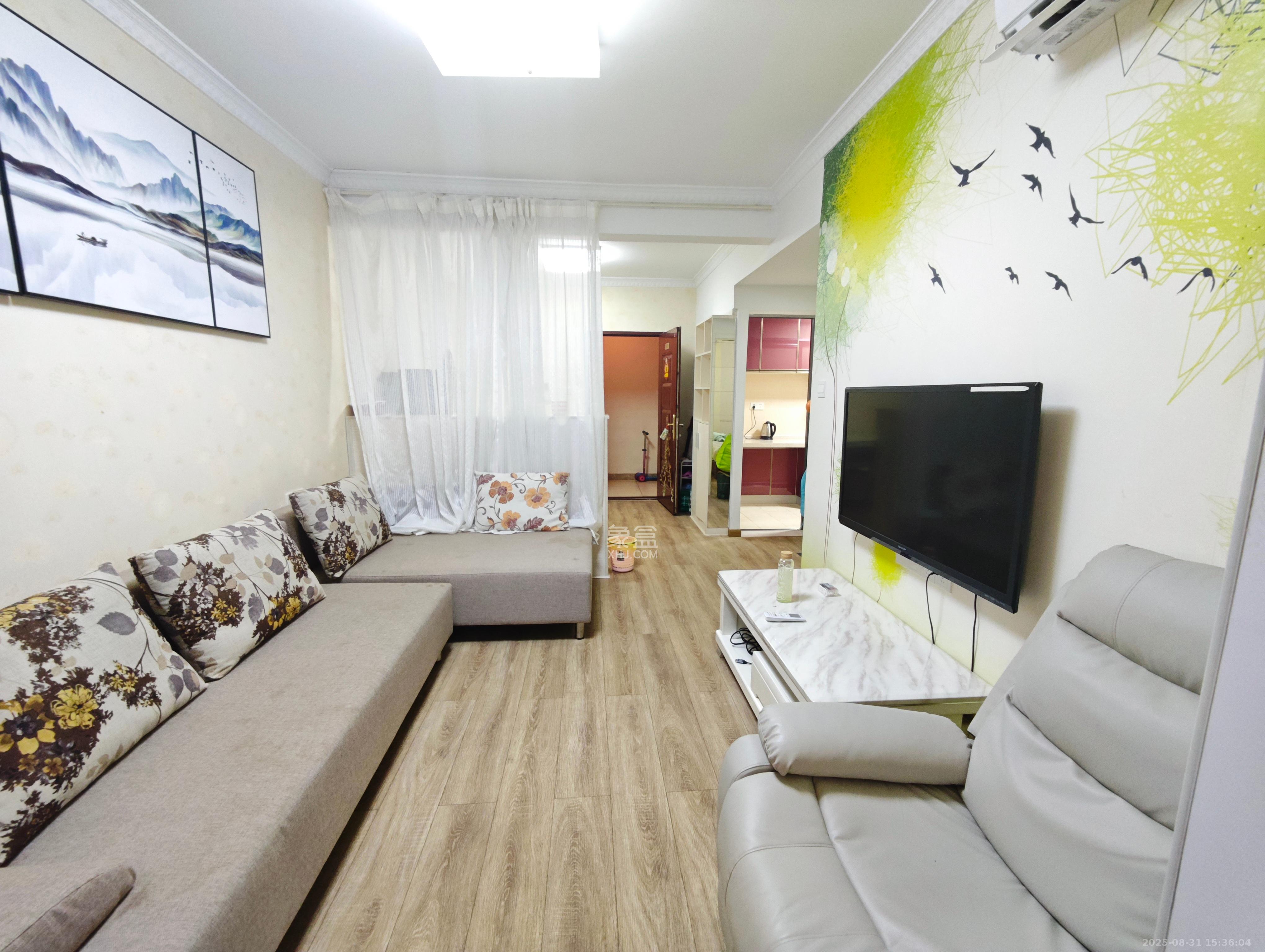 融科东南海 1室2厅1卫 2050.0元/月 融科东南海 1室2厅1卫 2050.0元/月室内图