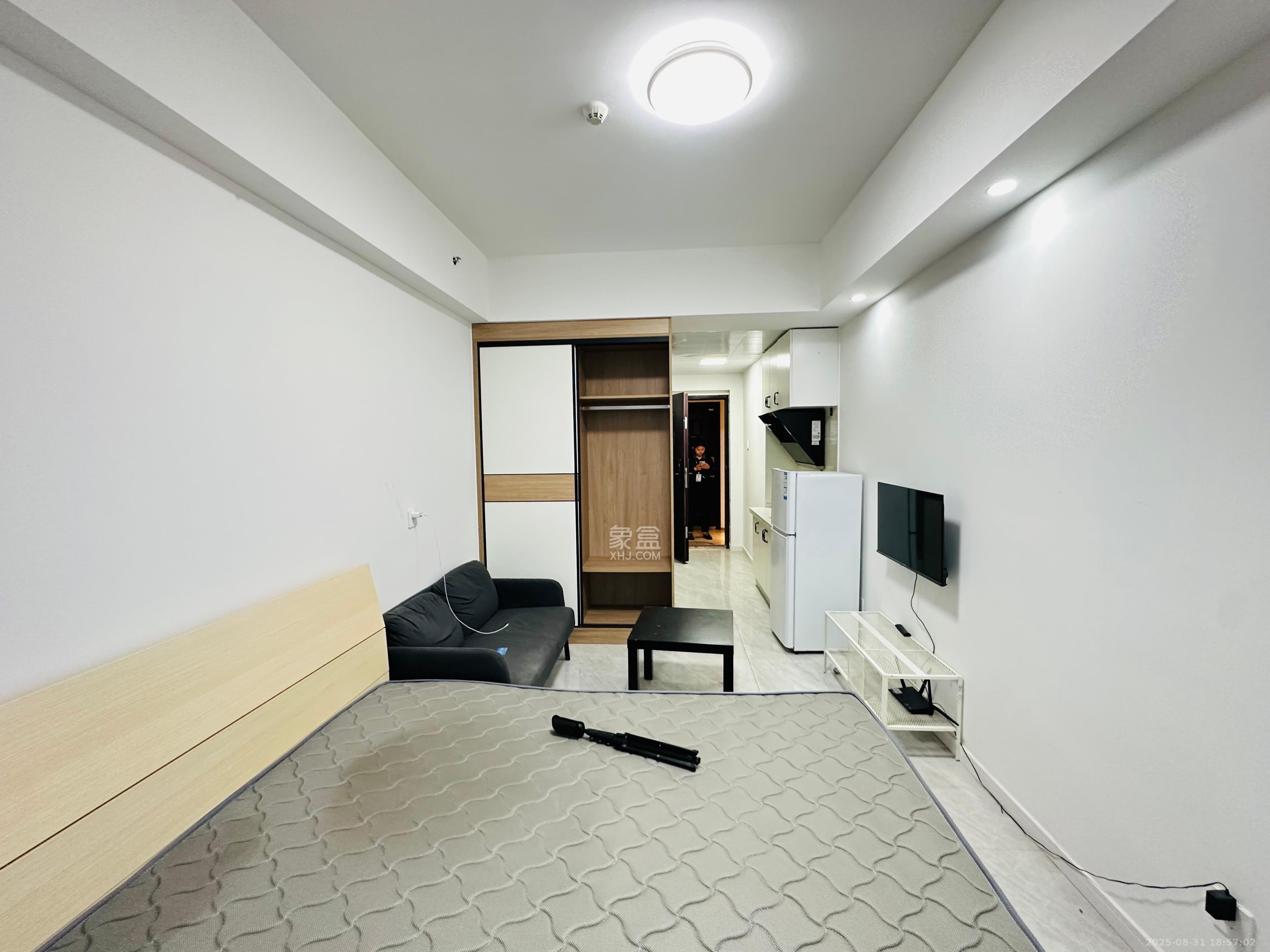 保利麓谷林语I区 1室1厅1卫 1600.0元/月 保利麓谷林语I区 1室1厅1卫 1600.0元/月室内图