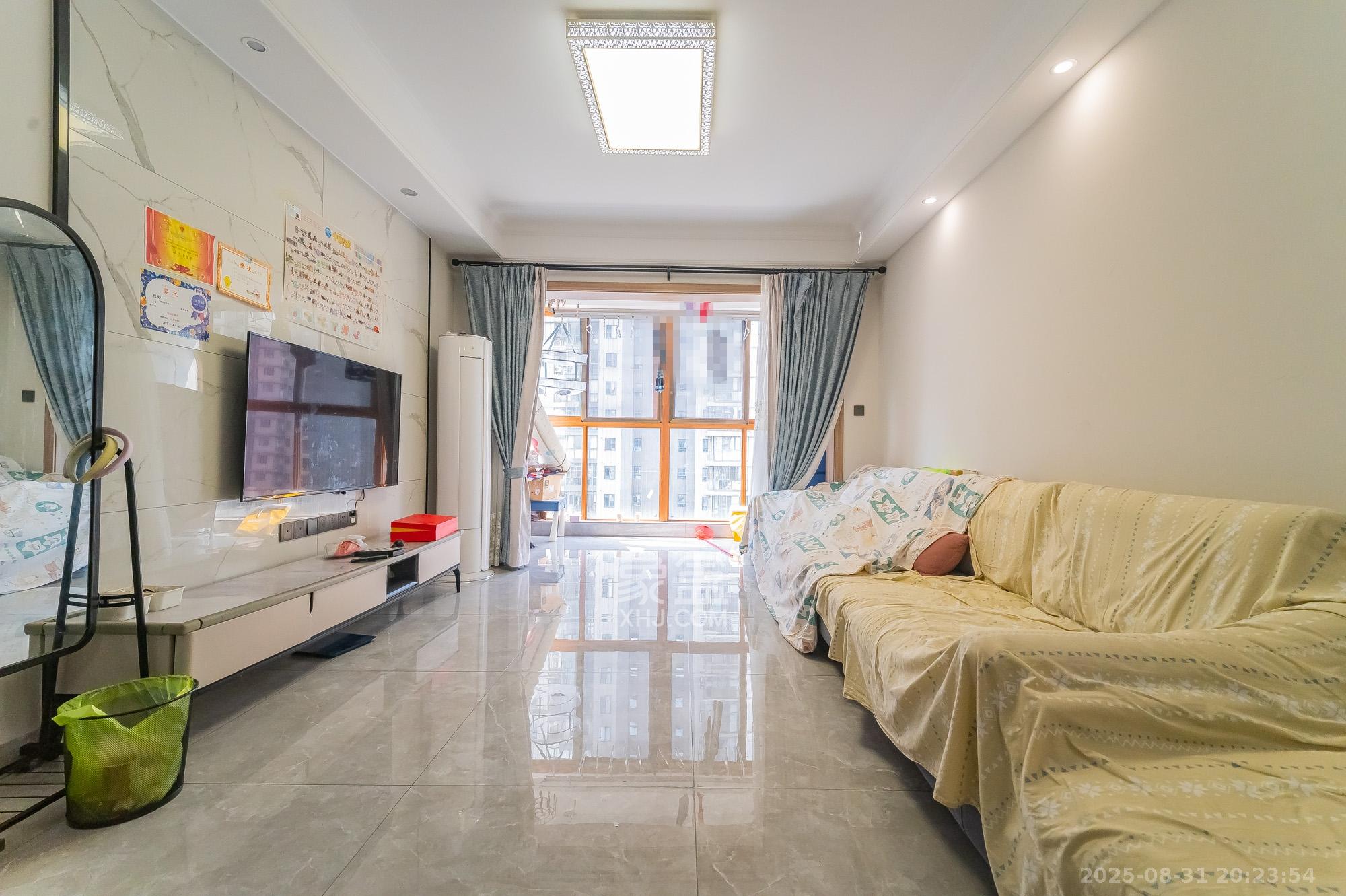 恒基凯旋门三期  3室1厅2卫    112.8万