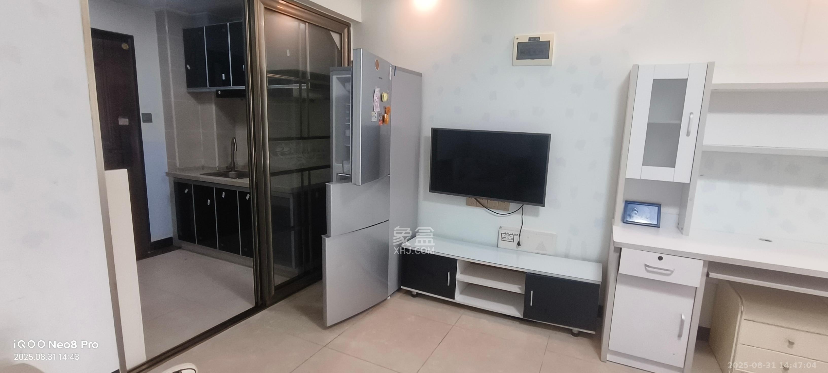 旭辉御府   43.67㎡      1400.0元/月室内图