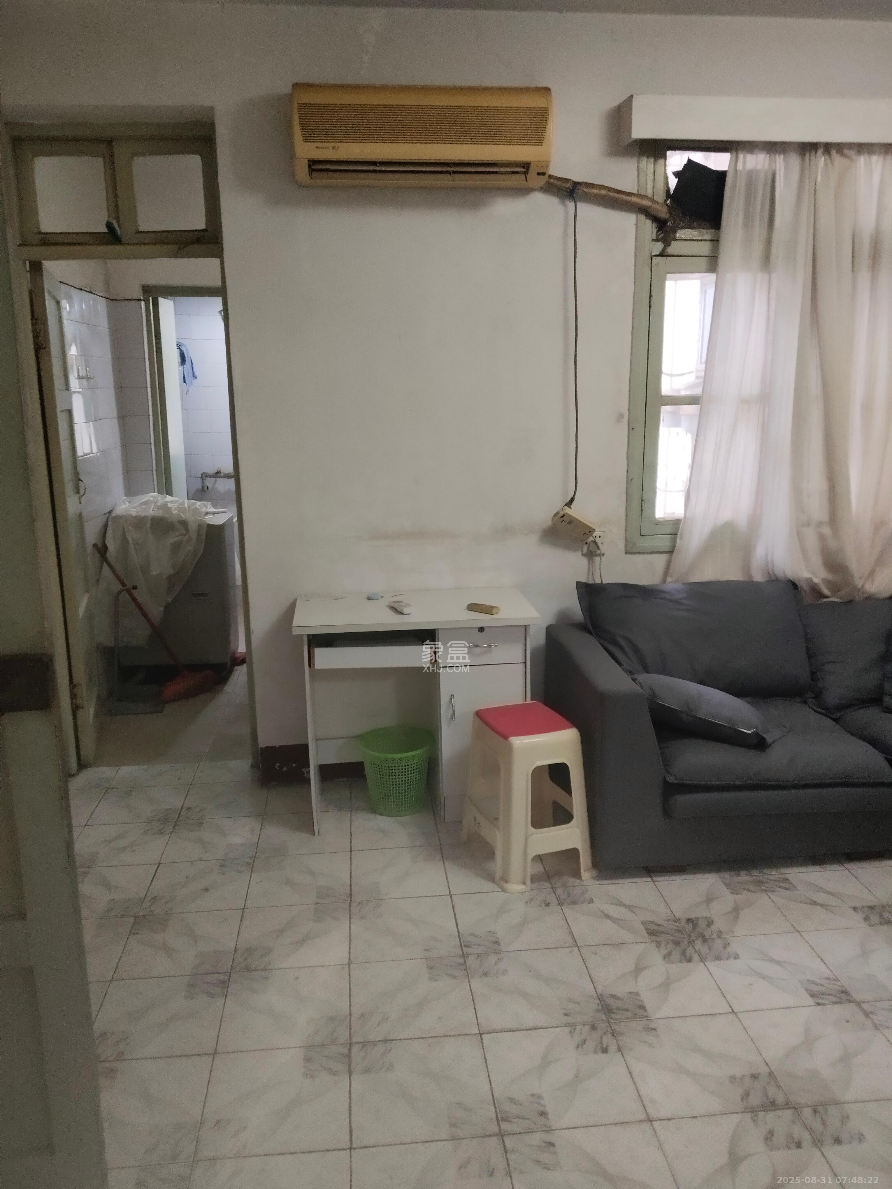 红旗区五片  2室1厅1卫    1600.0元/月室内图