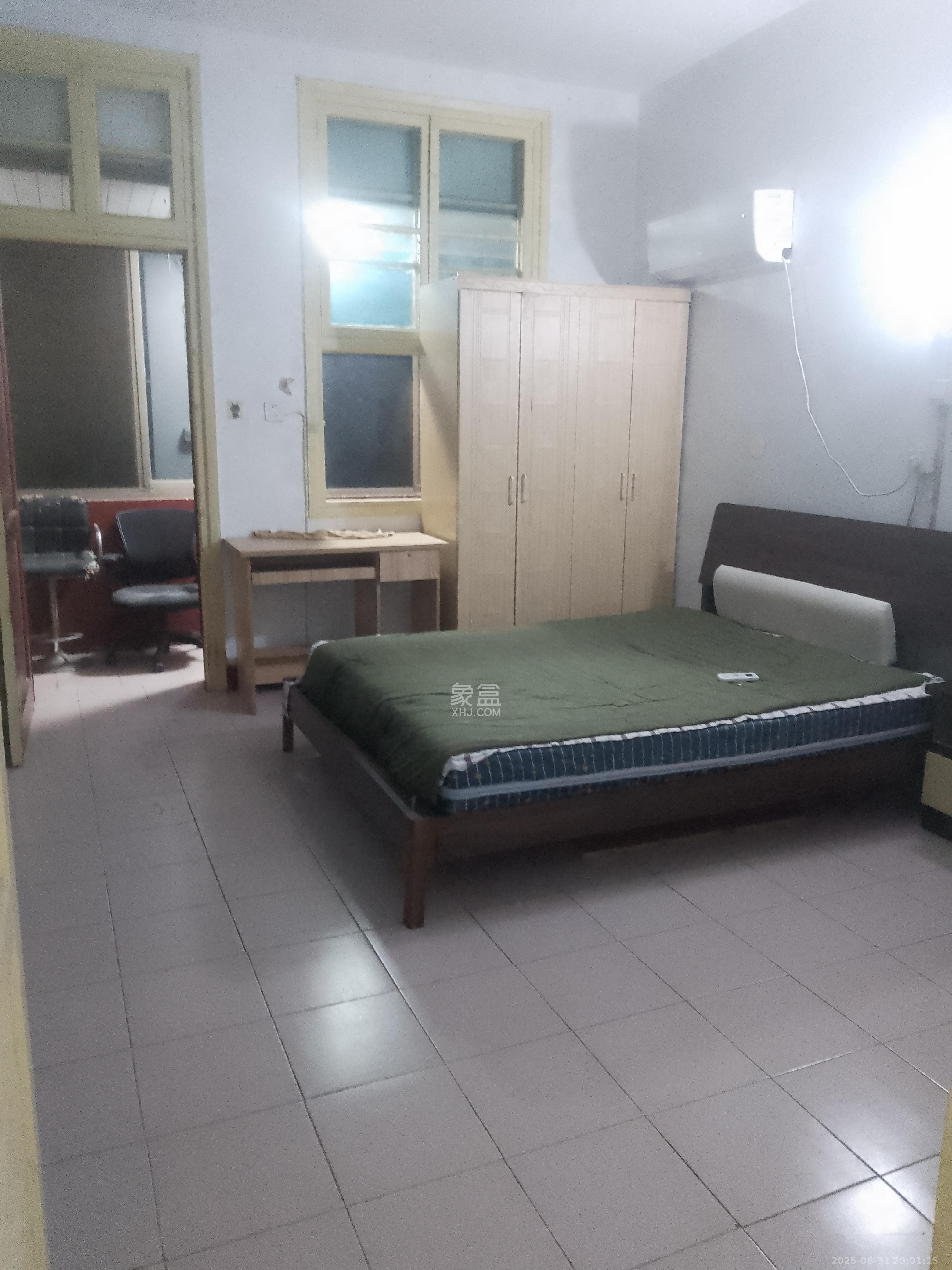 东瓜山二村  1室1厅1卫    800.0元/月室内图