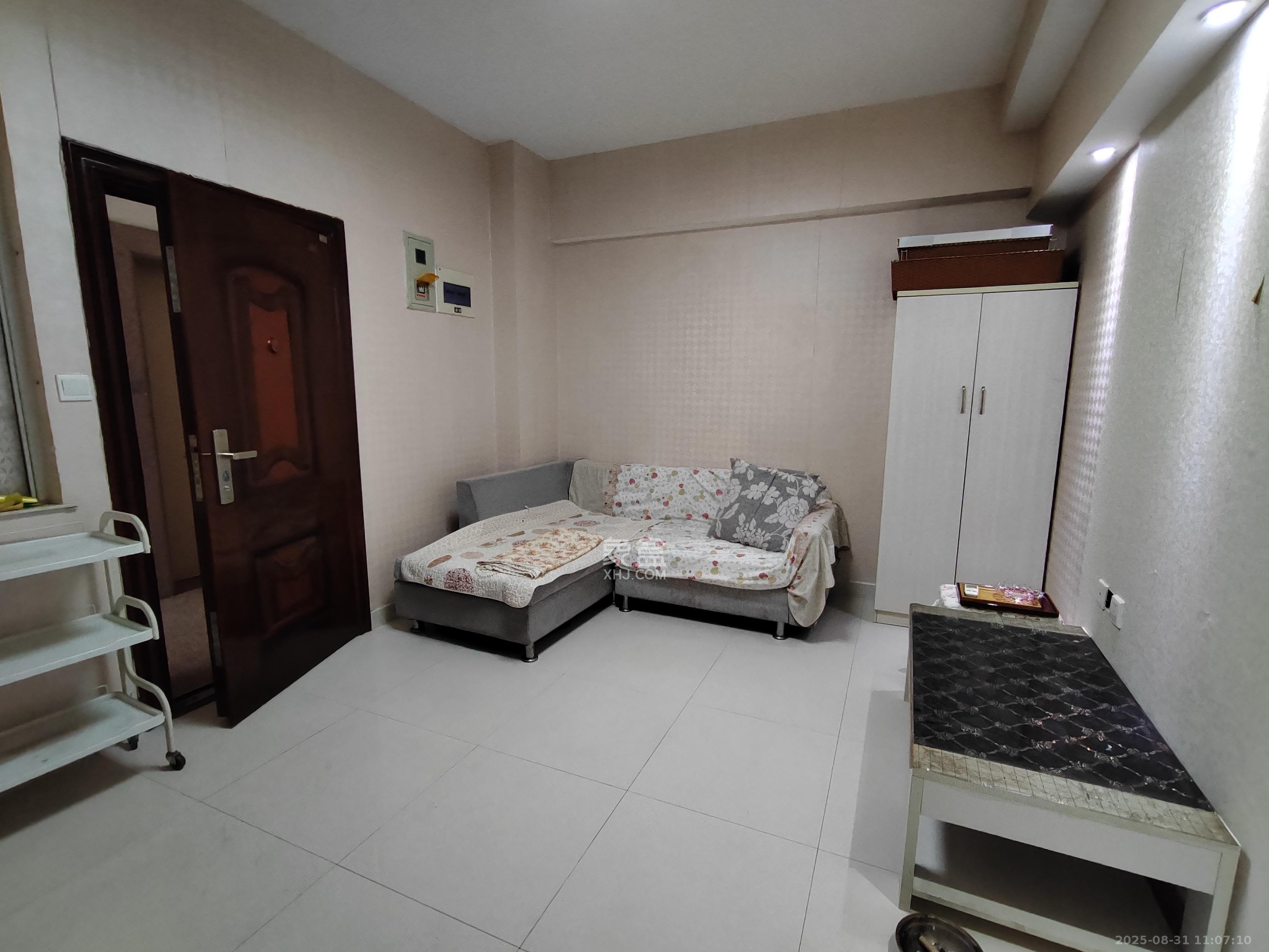 锦绣世纪  2室1厅1卫    2300.0元/月 锦绣世纪  2室1厅1卫    2300.0元/月室内图