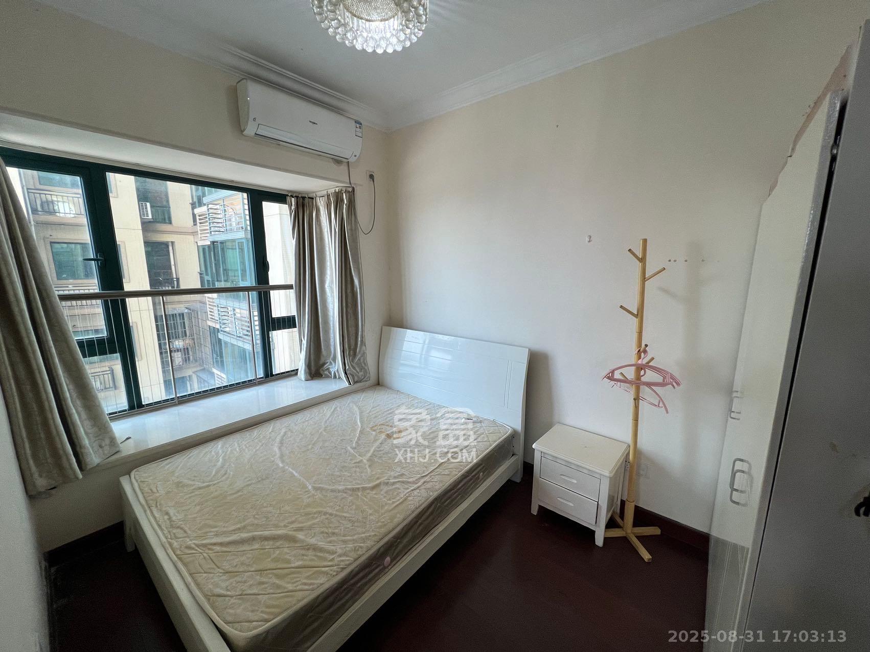 恒大雅苑 2室2厅1卫 2100.0元/月 恒大雅苑 2室2厅1卫 2100.0元/月室内图