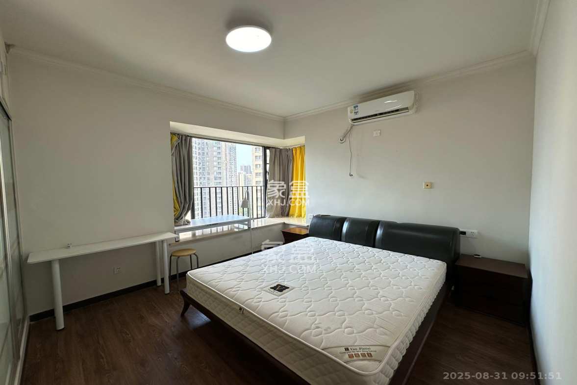 英祥春天  1室2厅1卫    2100.0元/月 英祥春天  1室2厅1卫    2100.0元/月室内图