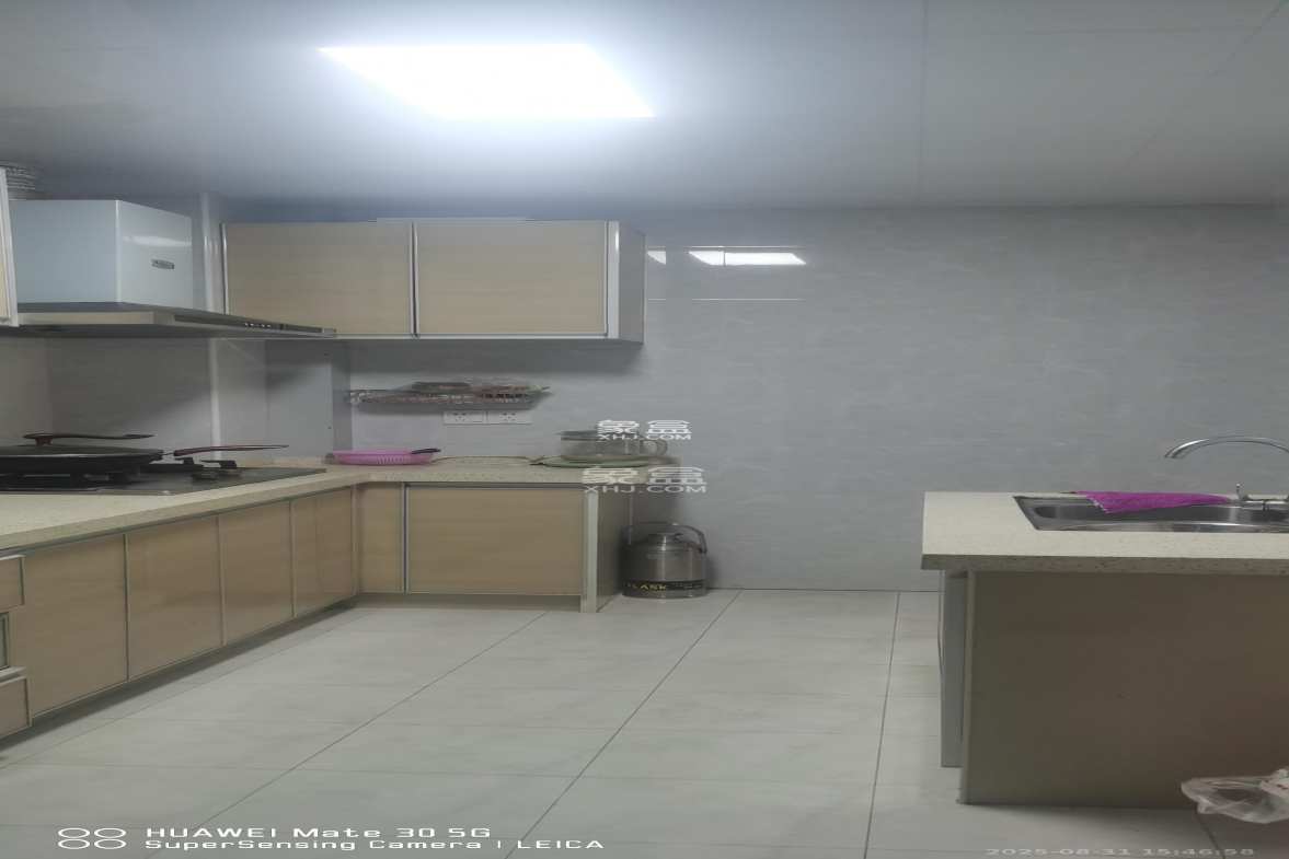 柠檬丽都 3室2厅1卫 2700.0元/月 柠檬丽都 3室2厅1卫 2700.0元/月室内图