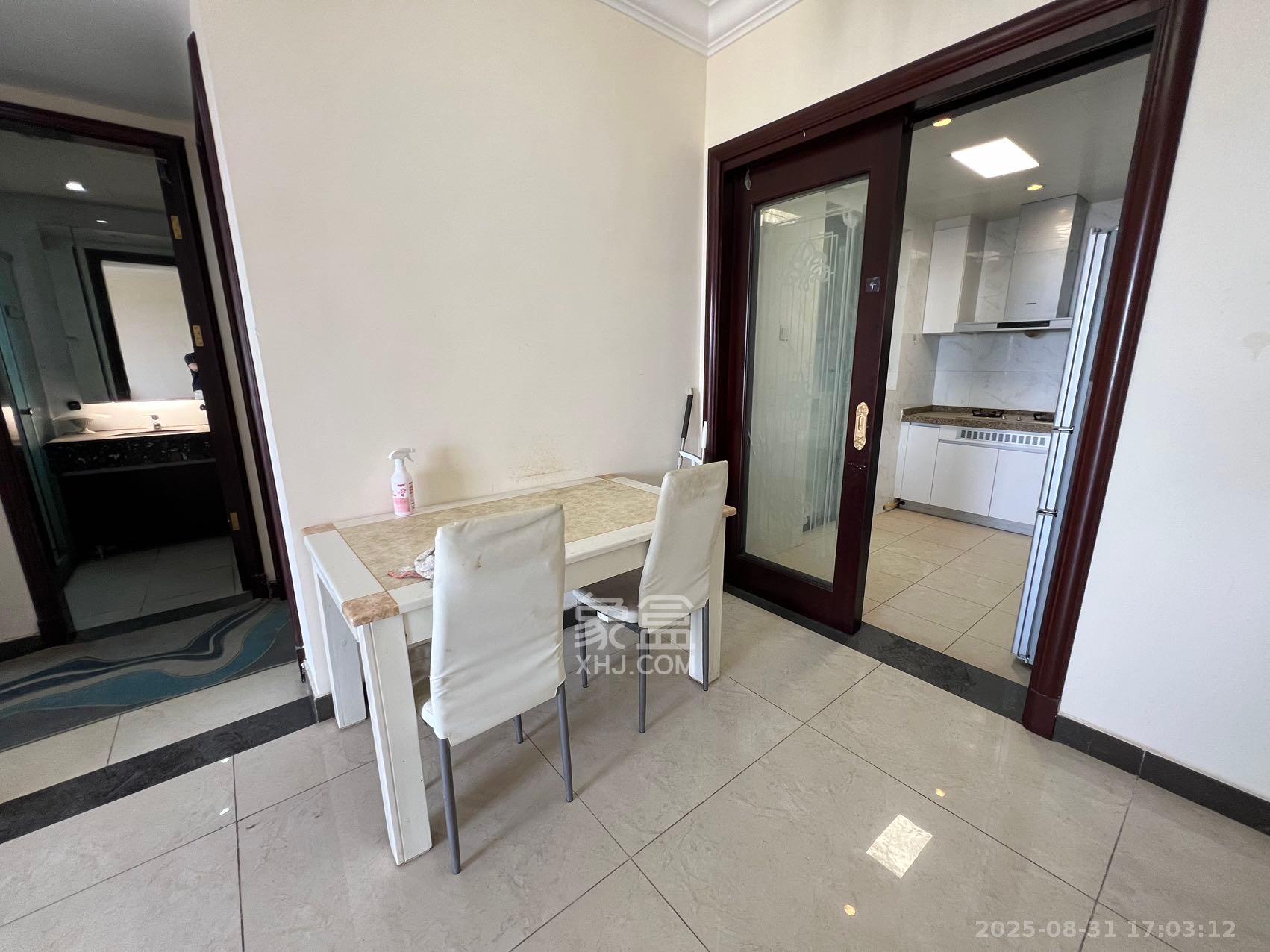 恒大雅苑  2室2厅1卫    2100.0元/月室内图