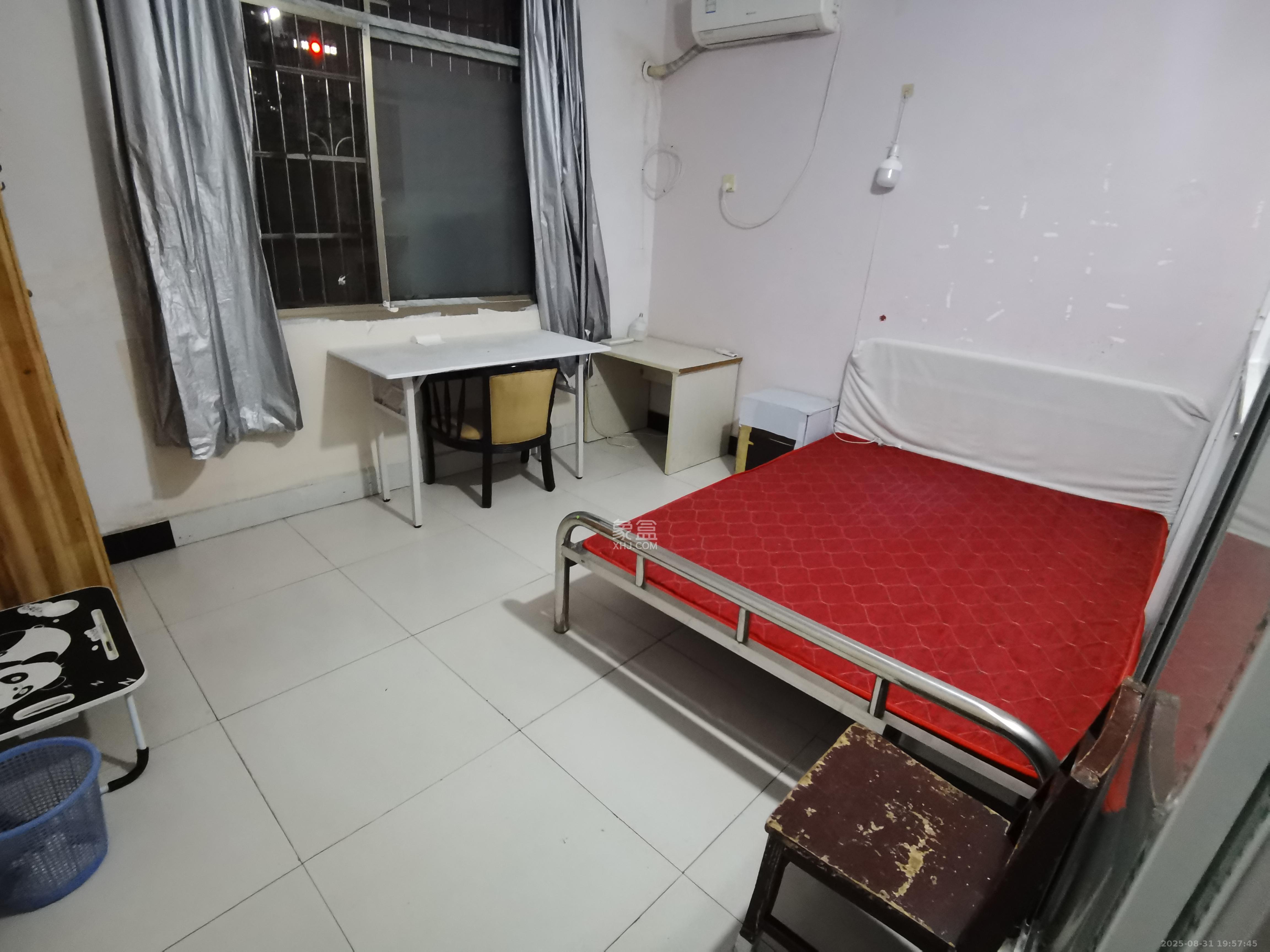 马王堆陶瓷城新合区 1室0厅0卫 800.0元/月 马王堆陶瓷城新合区 1室0厅0卫 800.0元/月室内图