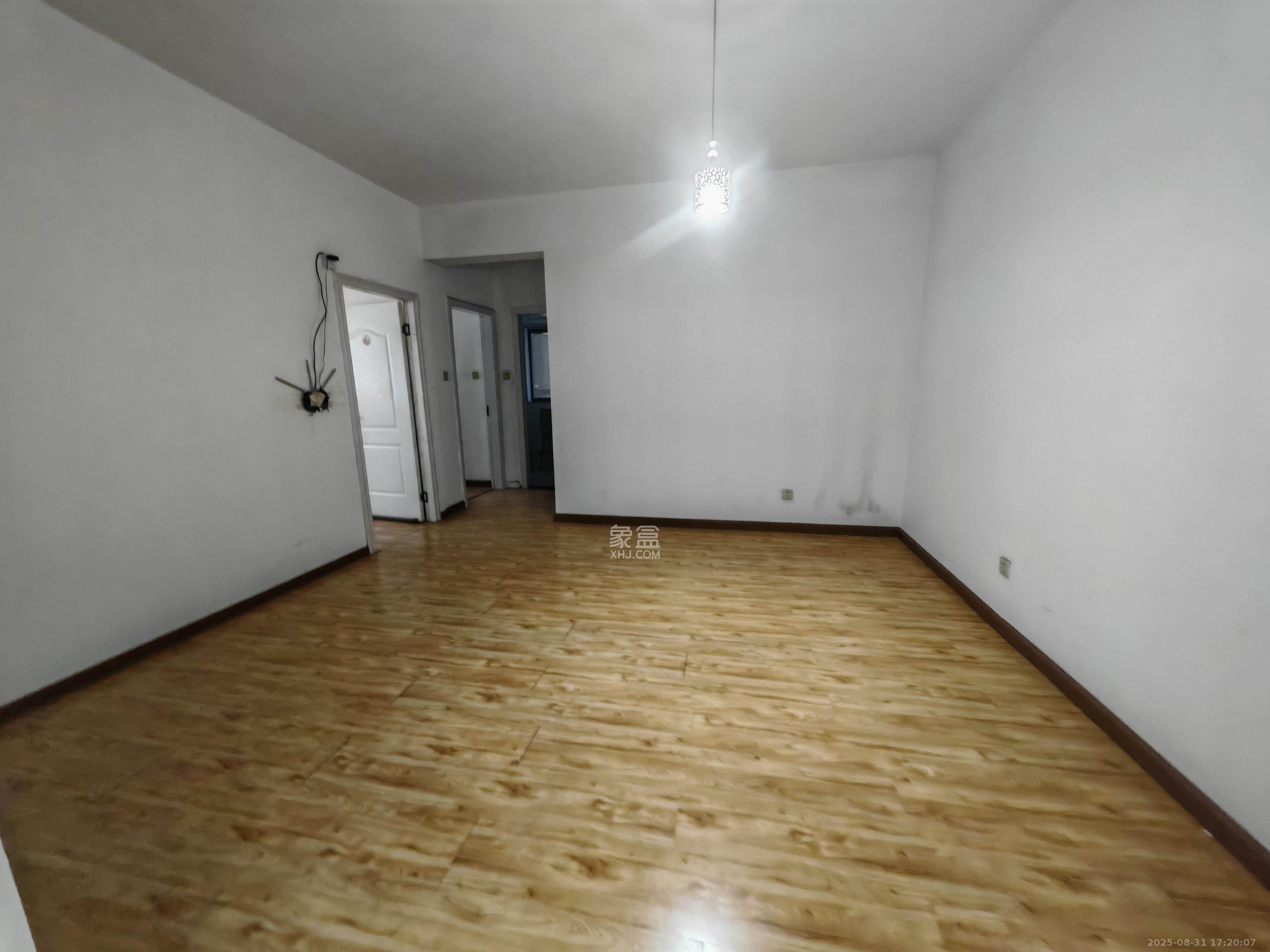 八方小区B区 3室2厅2卫 3000.0元/月 八方小区B区 3室2厅2卫 3000.0元/月室内图