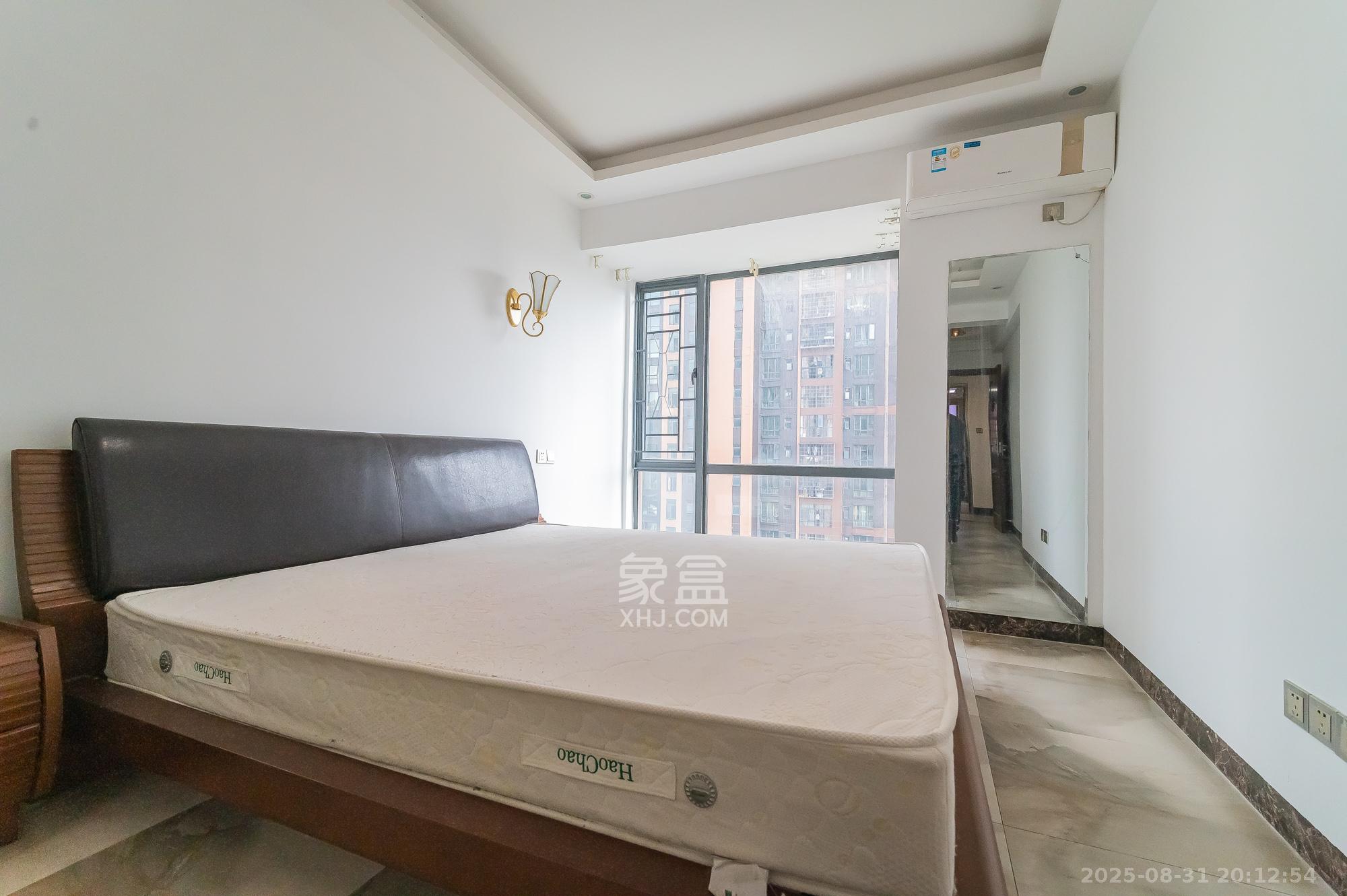 海伦春天 3室2厅2卫 81.8万 海伦春天 3室2厅2卫 81.8万卧室