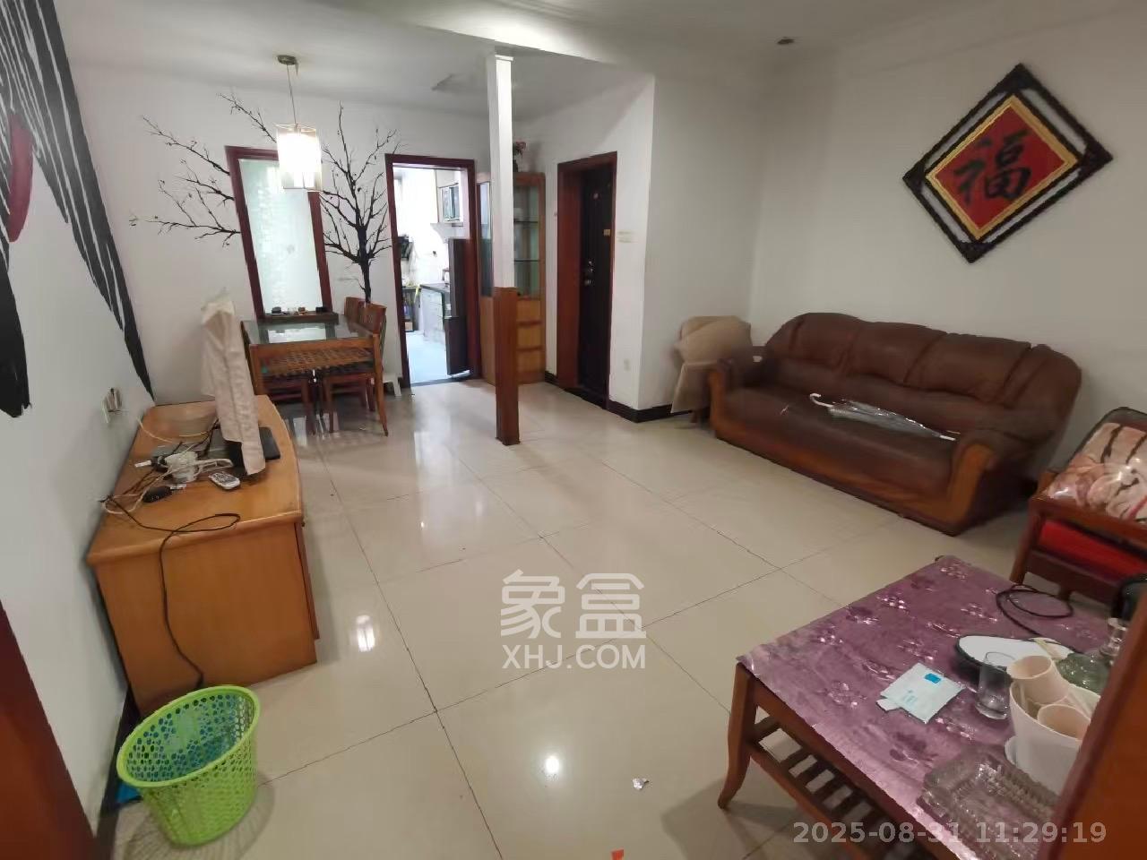 红旗区一片 3室1厅1卫 2000.0元/月 红旗区一片 3室1厅1卫 2000.0元/月室内图