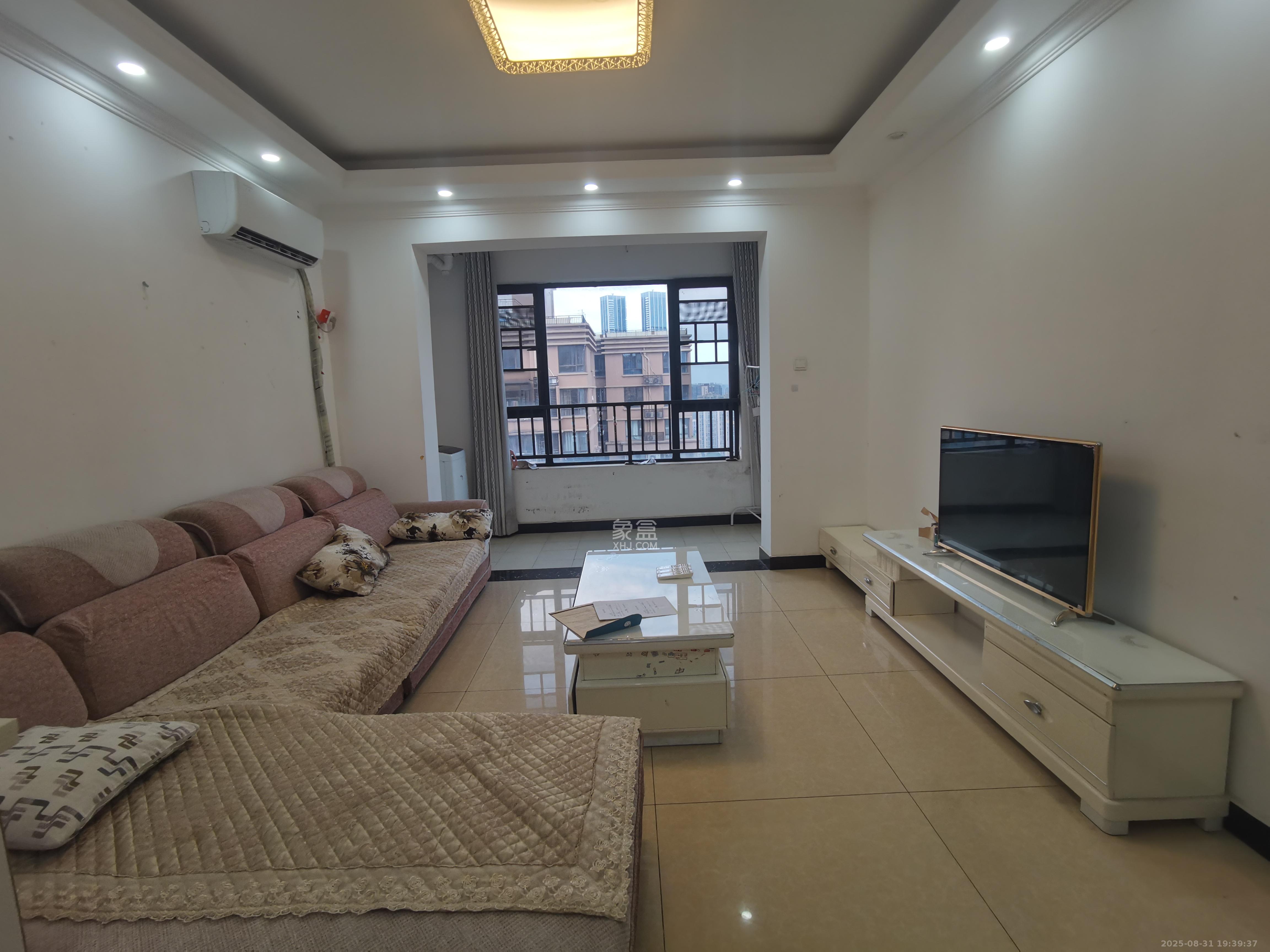 武广美誉  3室2厅1卫    2200.0元/月室内图