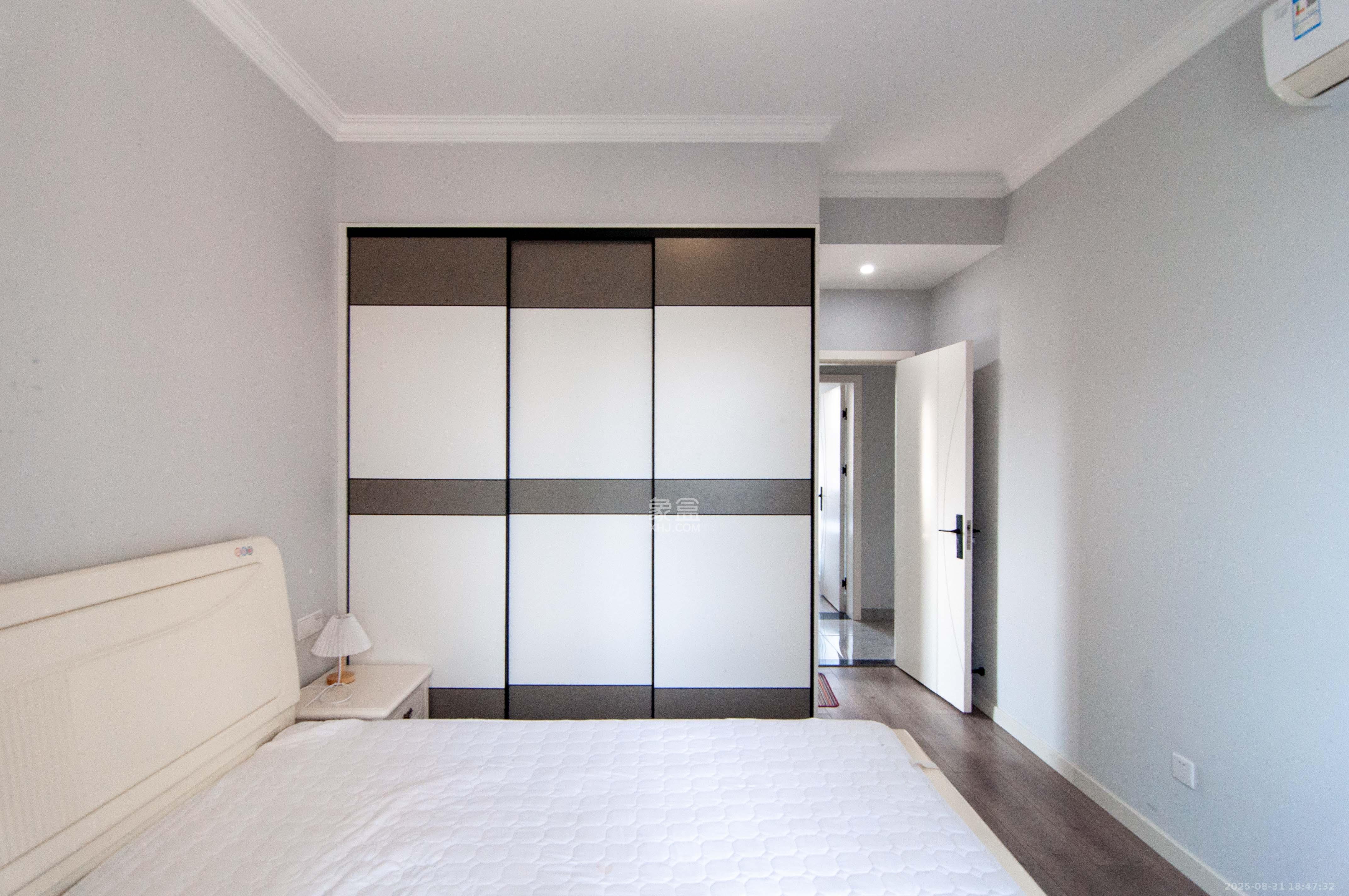 中建梅溪湖中心  4室2厅2卫    188.0万其他