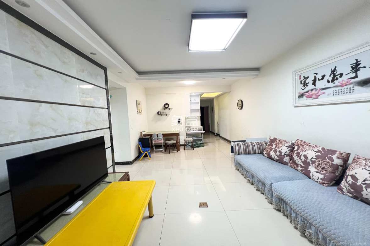 恒基凯旋门一二期 2室2厅1卫 2100.0元/月 恒基凯旋门一二期 2室2厅1卫 2100.0元/月室内图