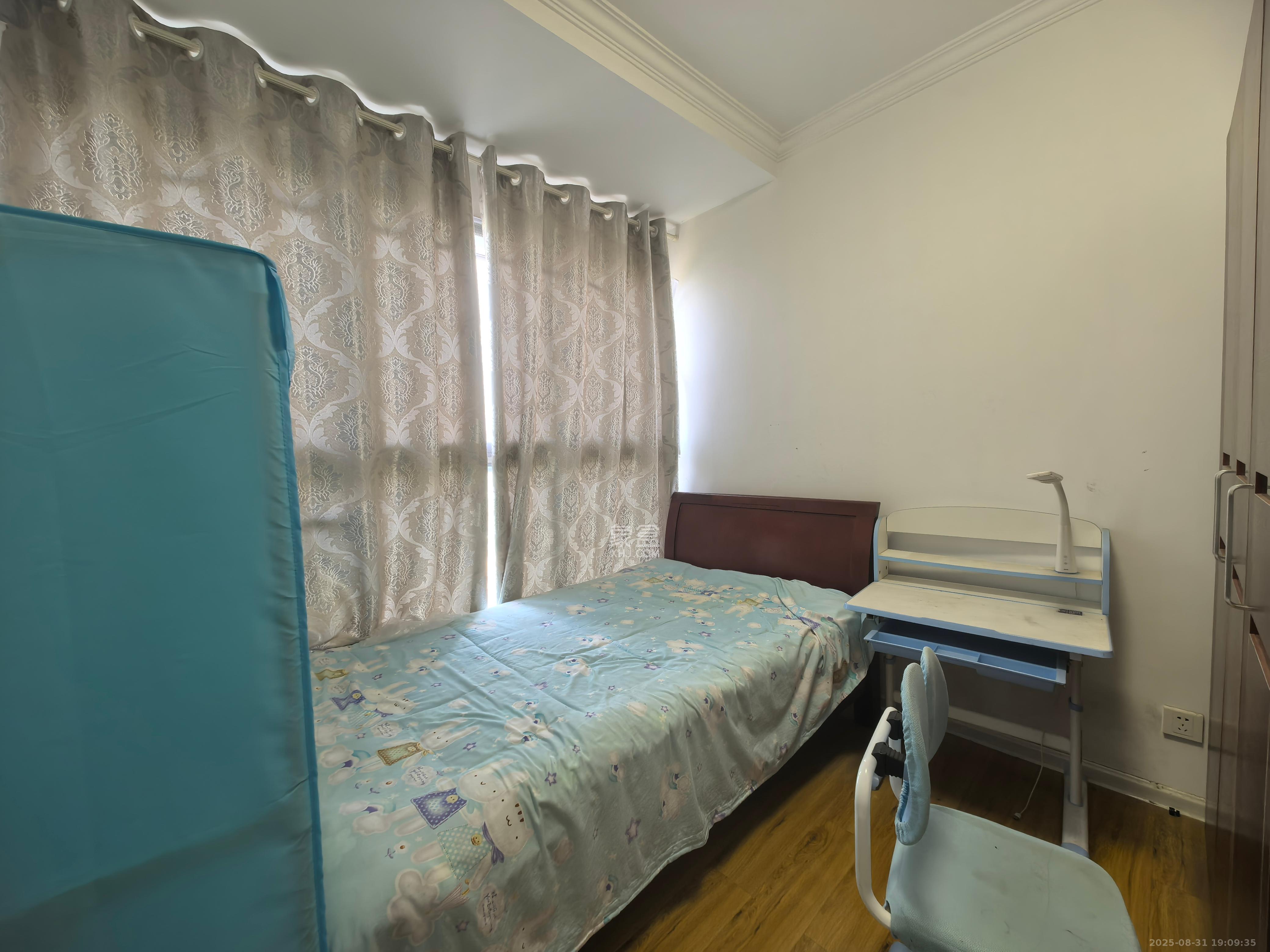 盛世耀凯  3室2厅1卫    2500.0元/月 盛世耀凯  3室2厅1卫    2500.0元/月室内图