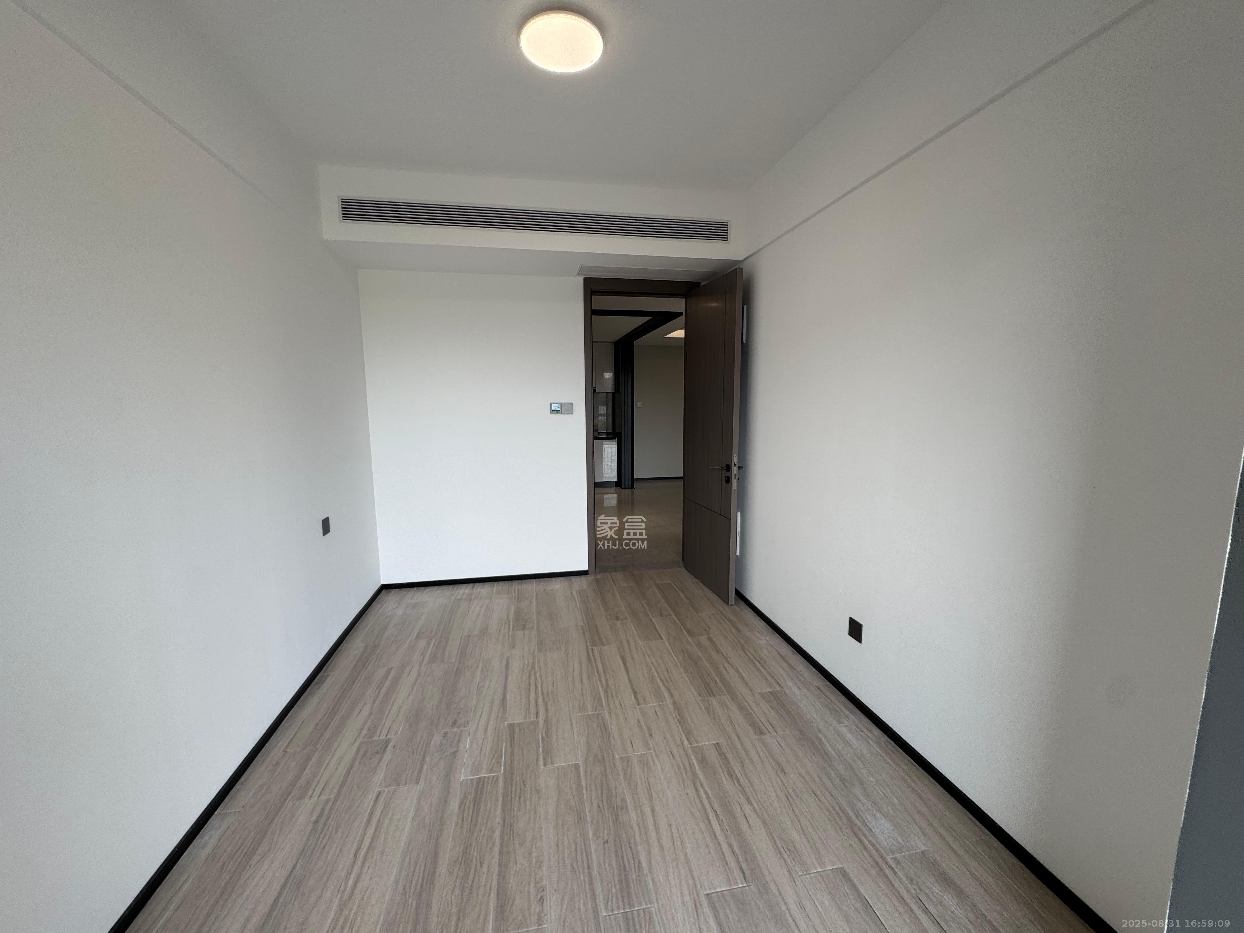 轨道万科璞悦湾  3室2厅2卫    3800.0元/月 轨道万科璞悦湾  3室2厅2卫    3800.0元/月室内图